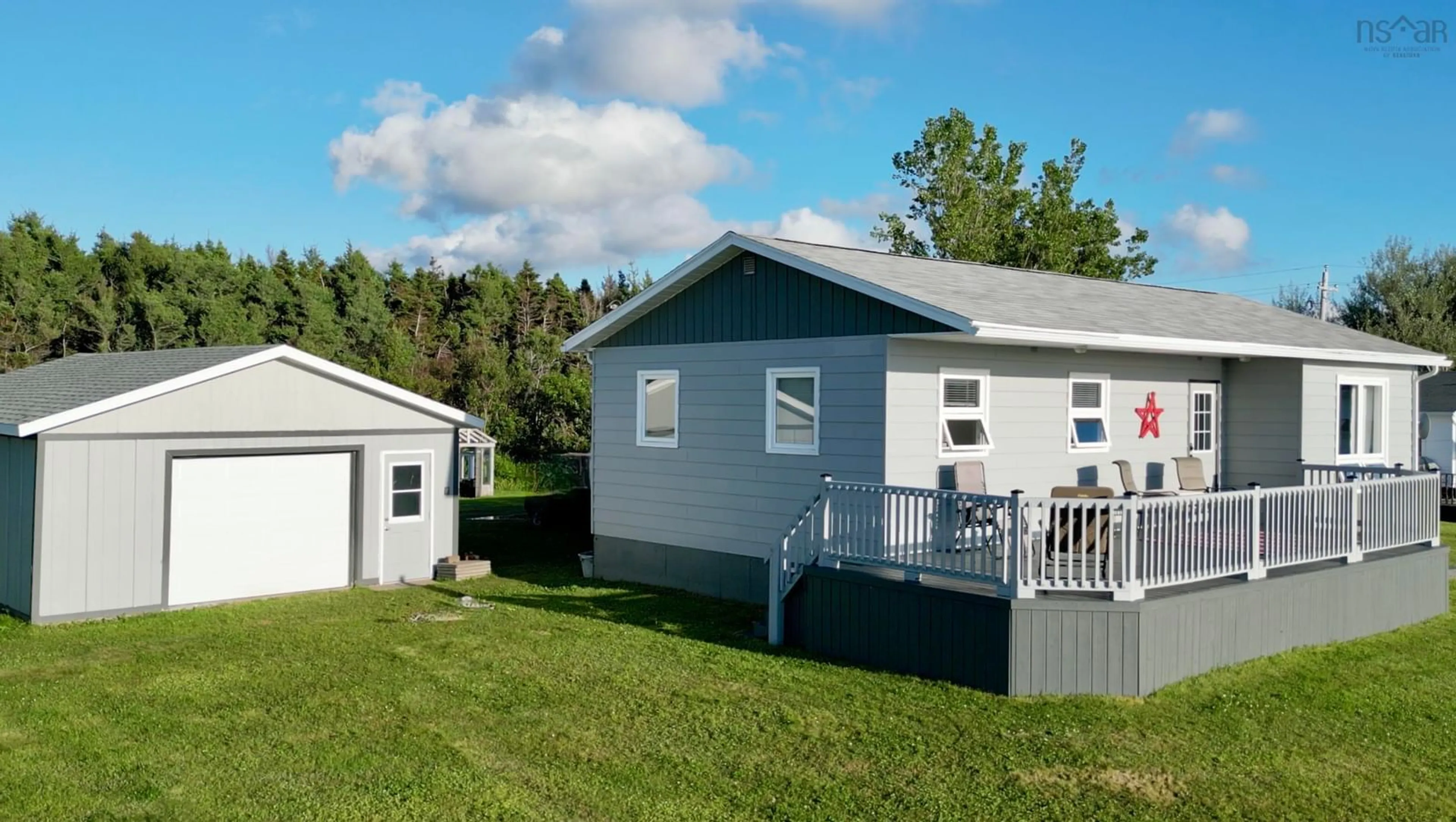 Home with vinyl exterior material, unknown for 23 Chemin Venette Road, Chéticamp Nova Scotia B0E 1H0