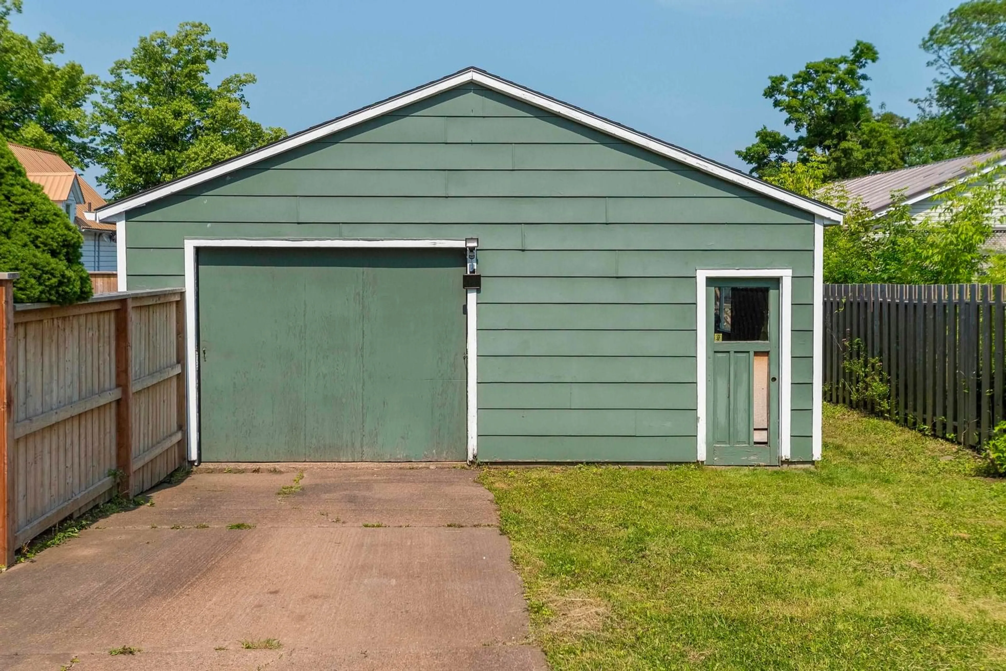 Shed for 453 Pleasant St, New Glasgow Nova Scotia B2H 2Z5