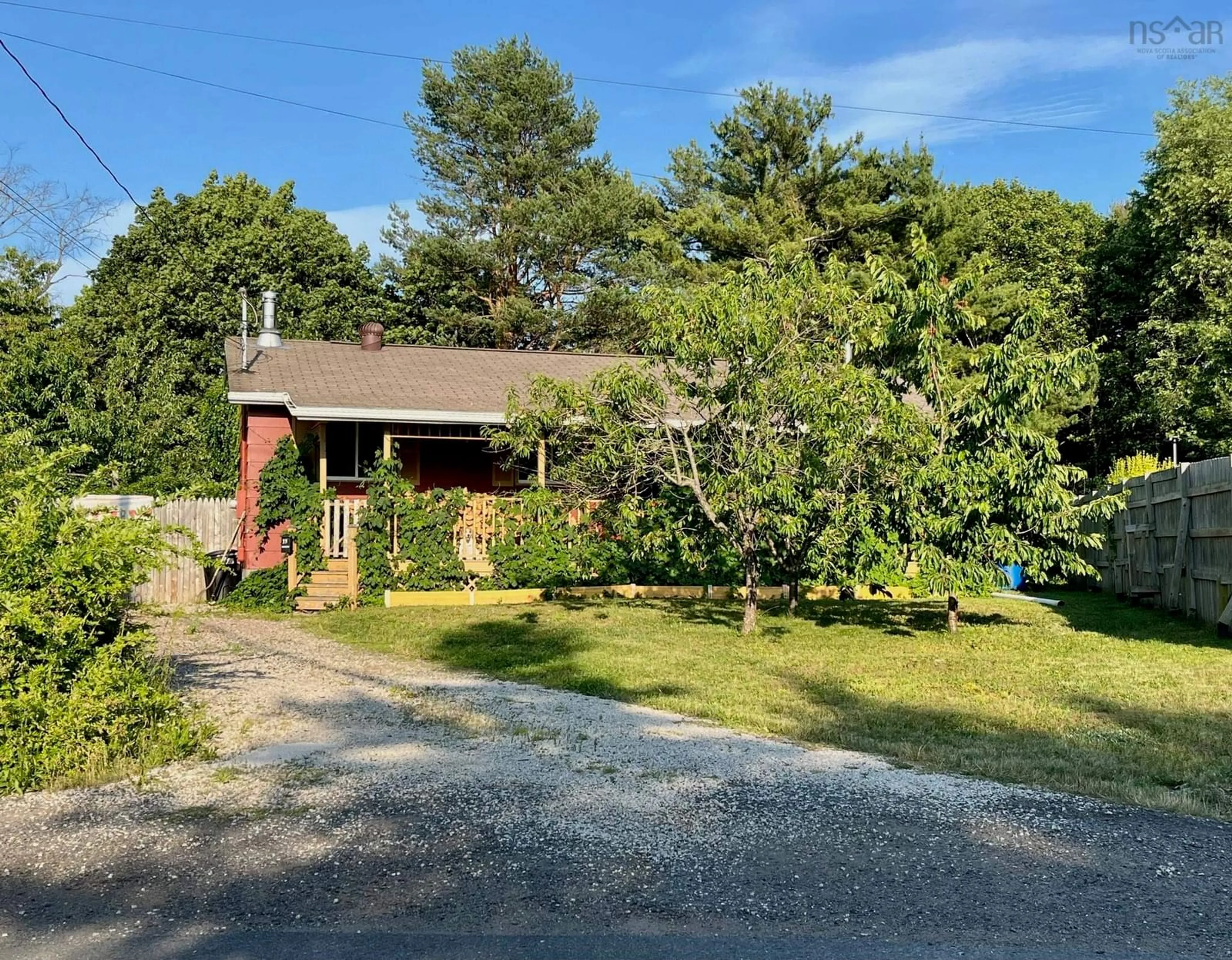 A pic from outside/outdoor area/front of a property/back of a property/a pic from drone, unknown for 35 Colonial Cres, New Minas Nova Scotia B4N 4M6