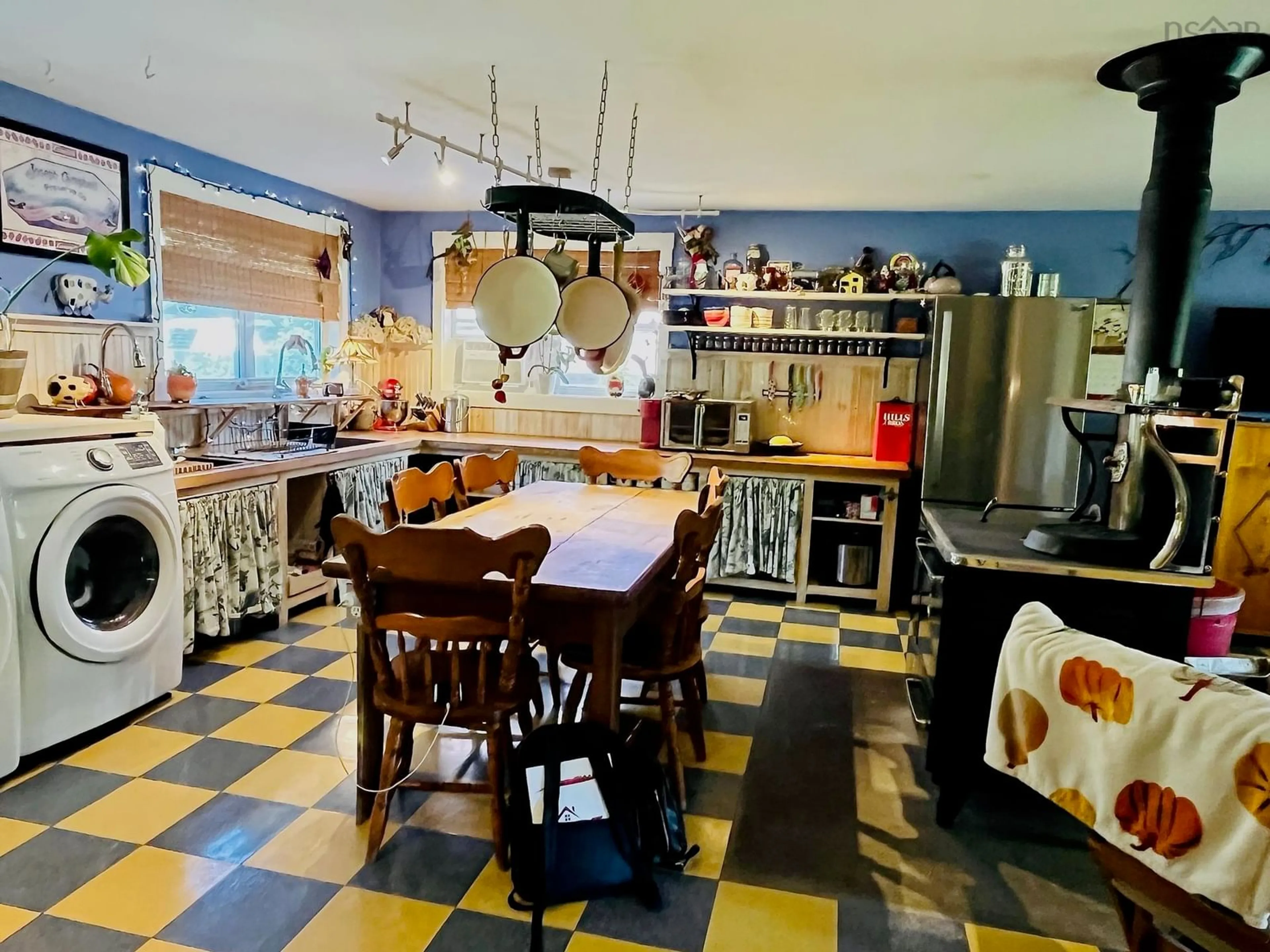 Unknown for 35 Colonial Cres, New Minas Nova Scotia B4N 4M6