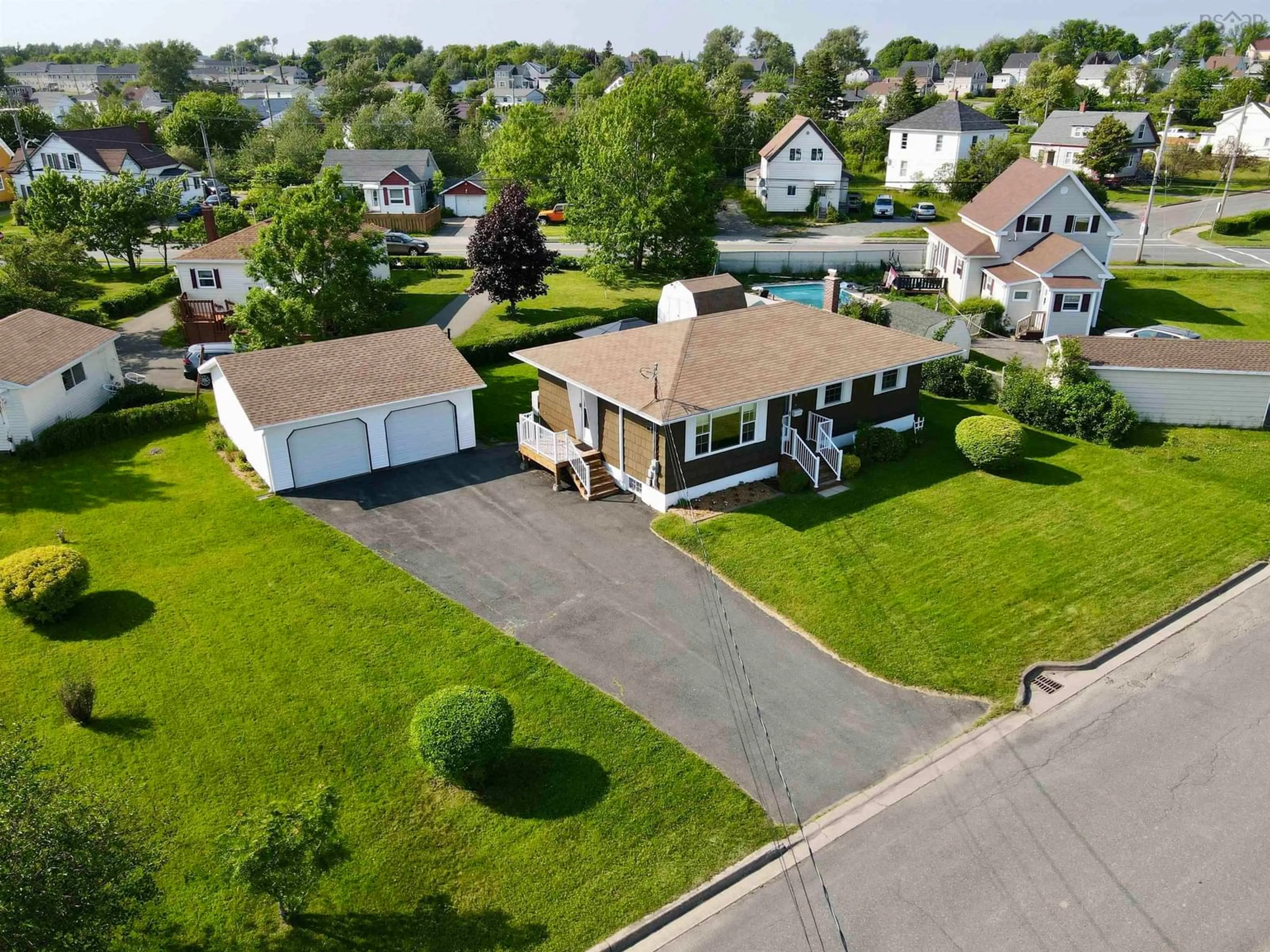 A pic from outside/outdoor area/front of a property/back of a property/a pic from drone, street for 6 Rosewood Ave, Glace Bay Nova Scotia B1A 2Y3