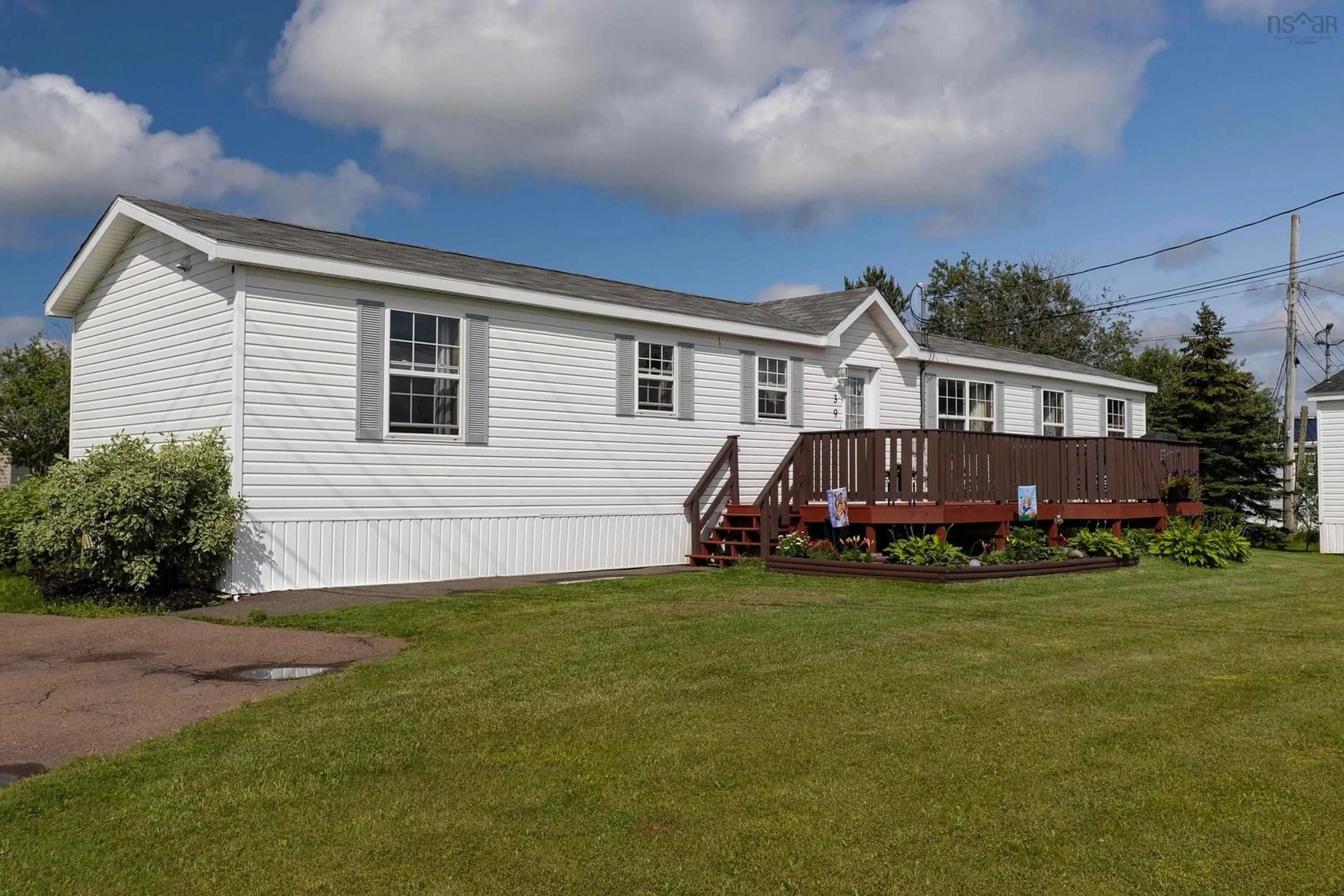 Home with vinyl exterior material, unknown for 39 Rosewood Dr, Amherst Nova Scotia B4H 4P4