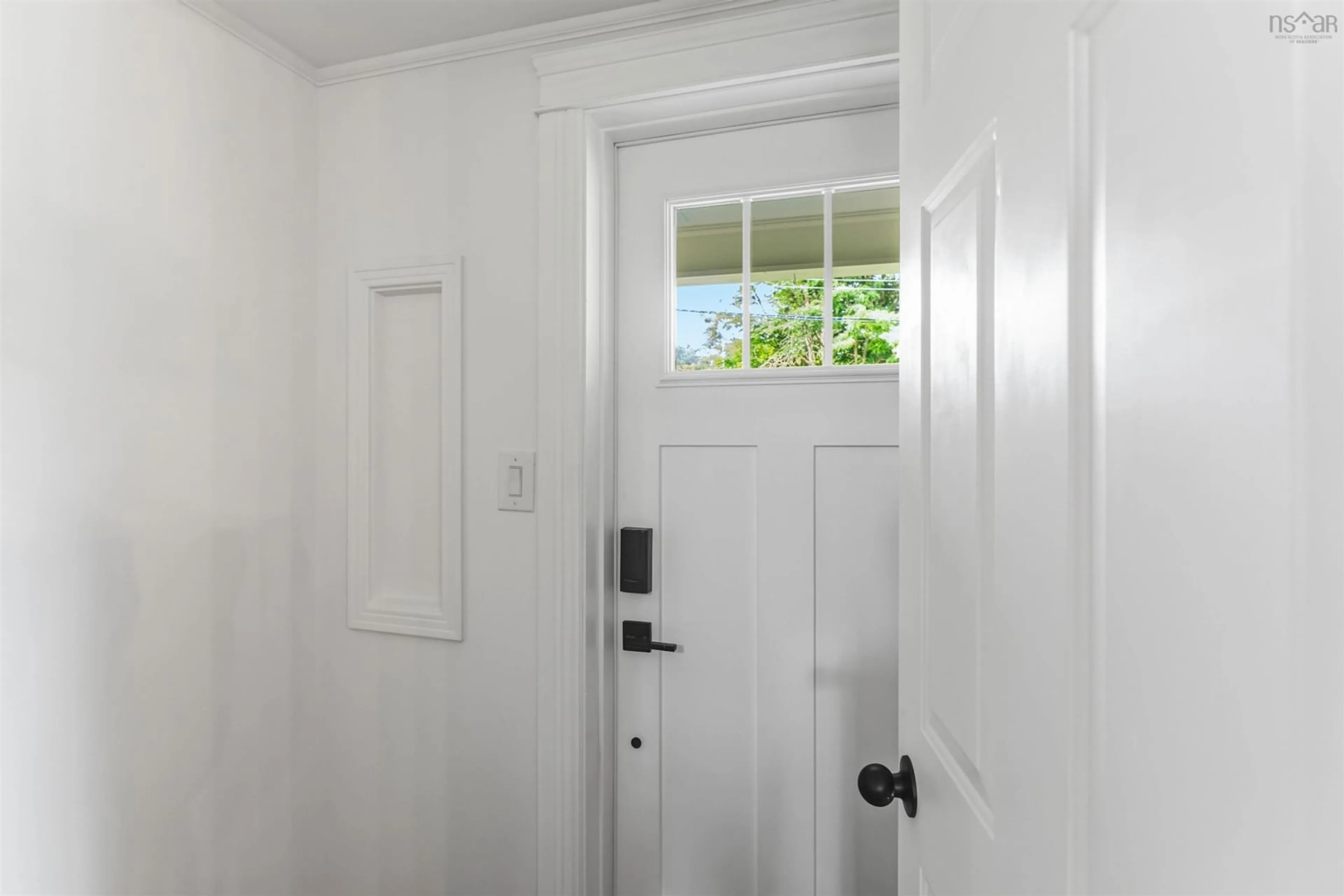 Indoor entryway for 17 Kendall Lane, Currys Corner Nova Scotia B0N 2T0