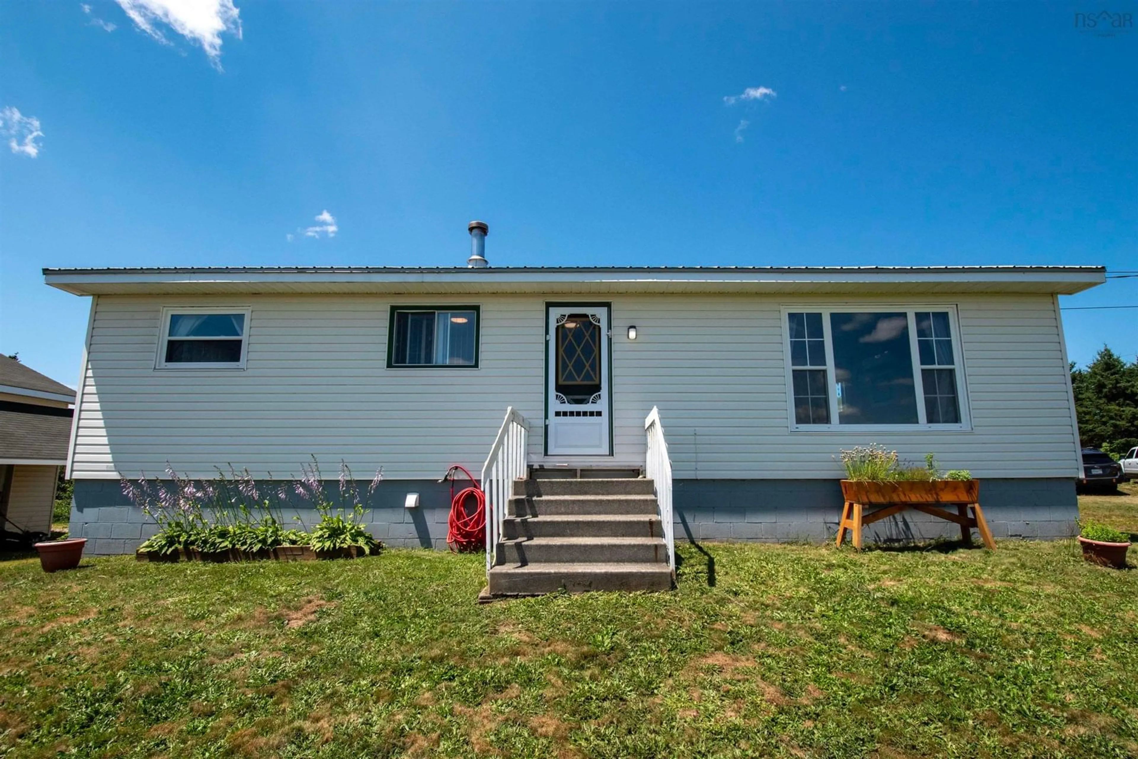 Home with vinyl exterior material, unknown for 27 Chemin De La Bloquine, Amiraults Hill Nova Scotia B0W 3M0