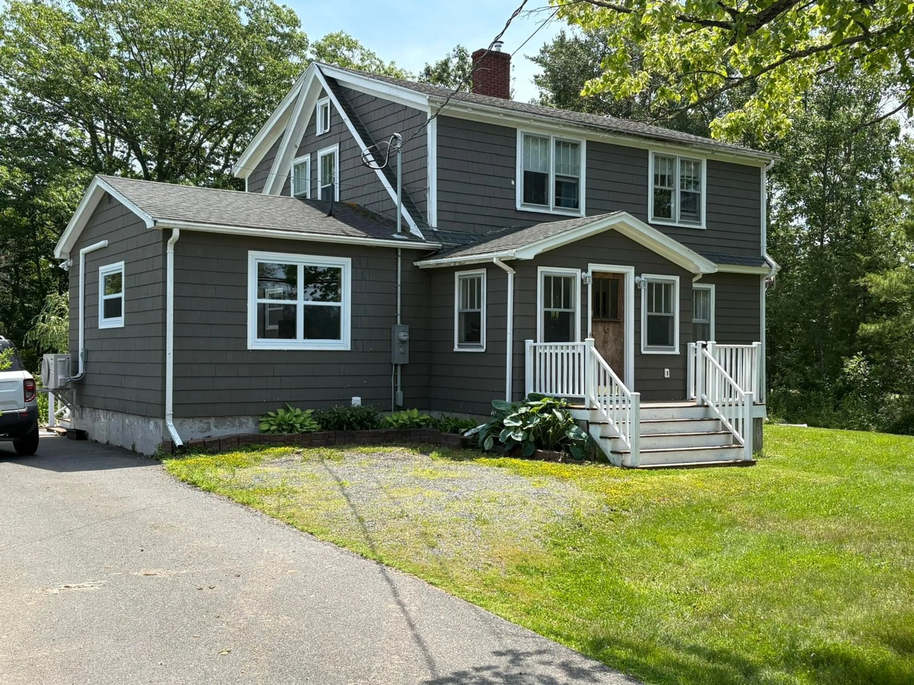 Home with vinyl exterior material, street for 86 Maple Ave, Tatamagouche Nova Scotia B0K 1V0