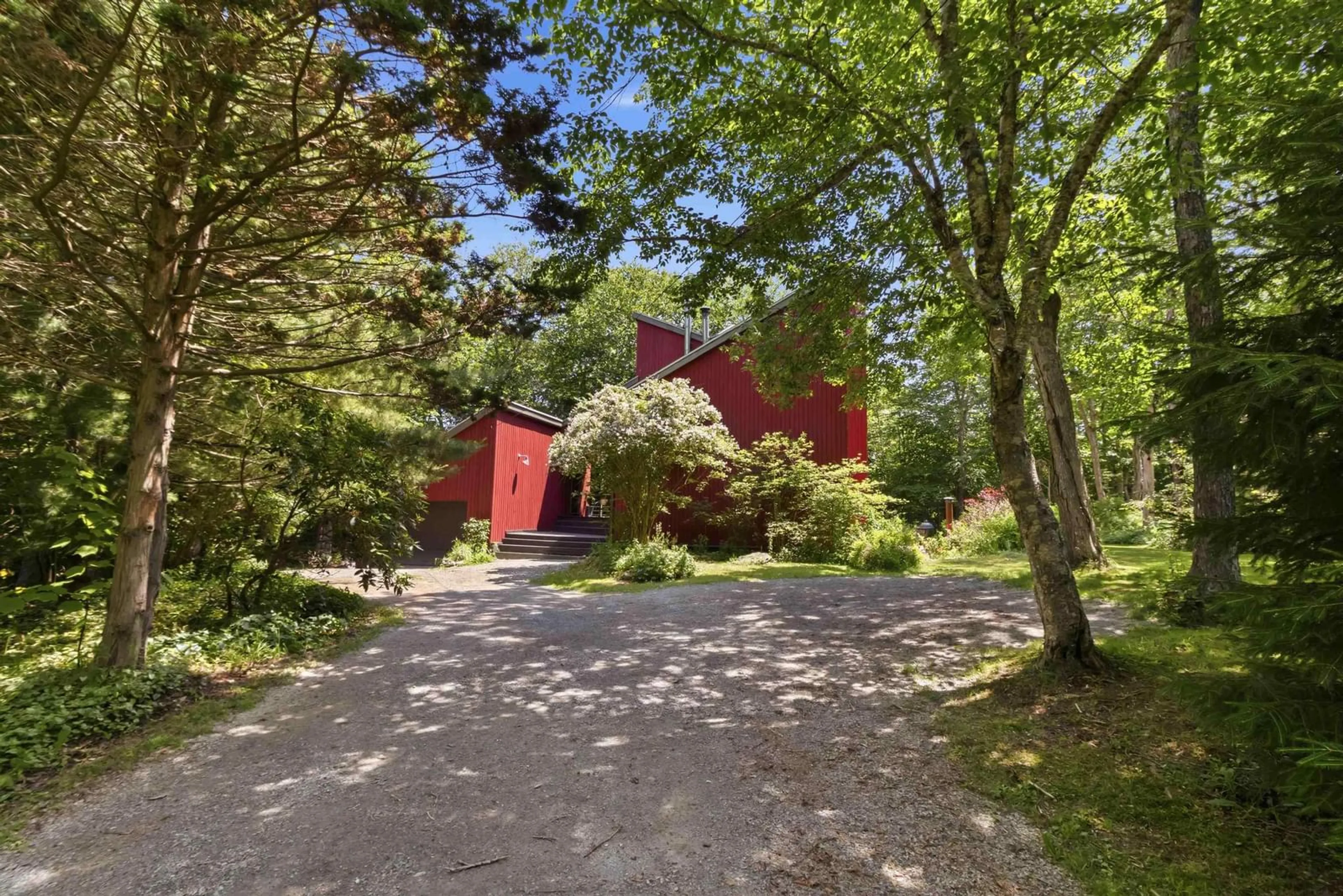 A pic from outside/outdoor area/front of a property/back of a property/a pic from drone, street for 43 Stayner Drive Dr, Waverley Nova Scotia B2R 1C3