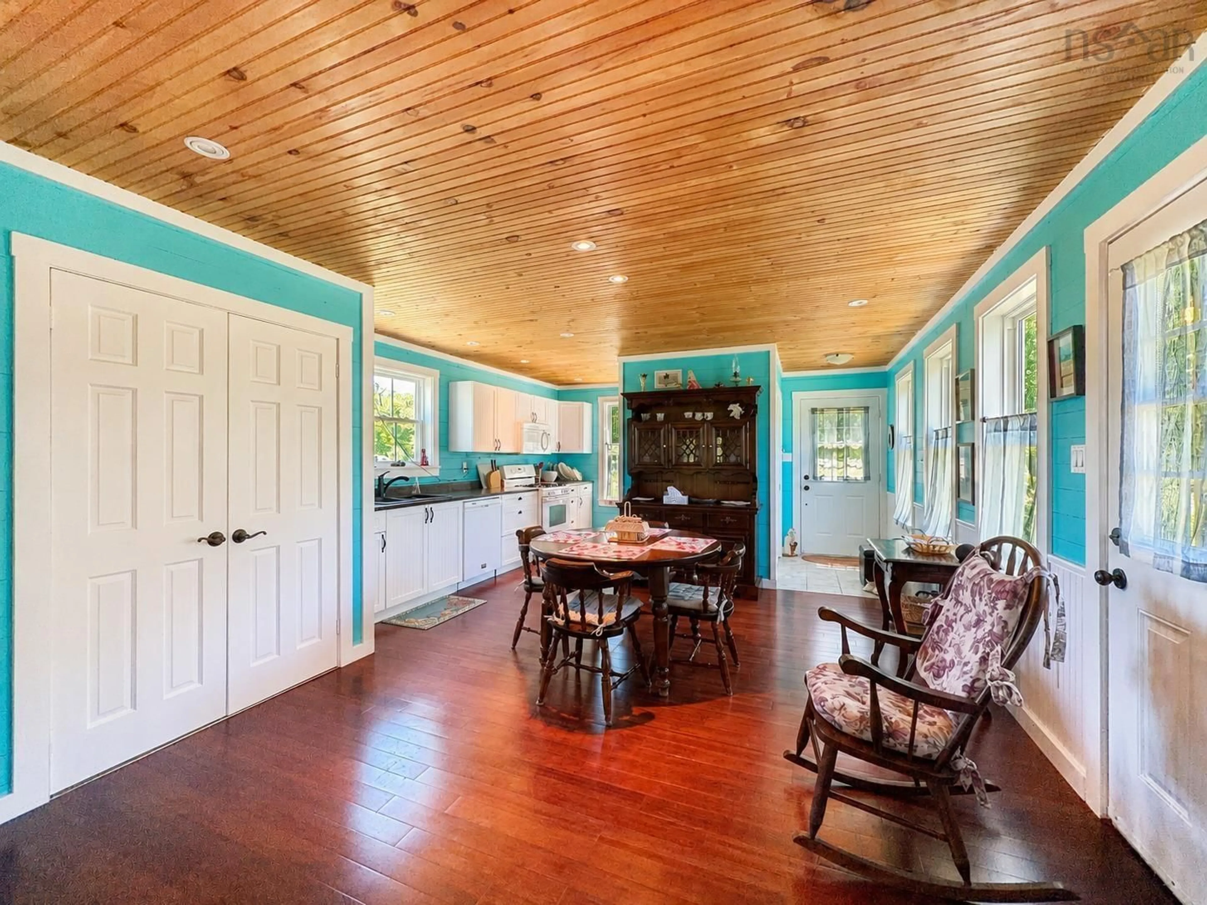 Dining room, wood/laminate floor for 29616 Cabot Trail, Cape North Nova Scotia B0C 1G0