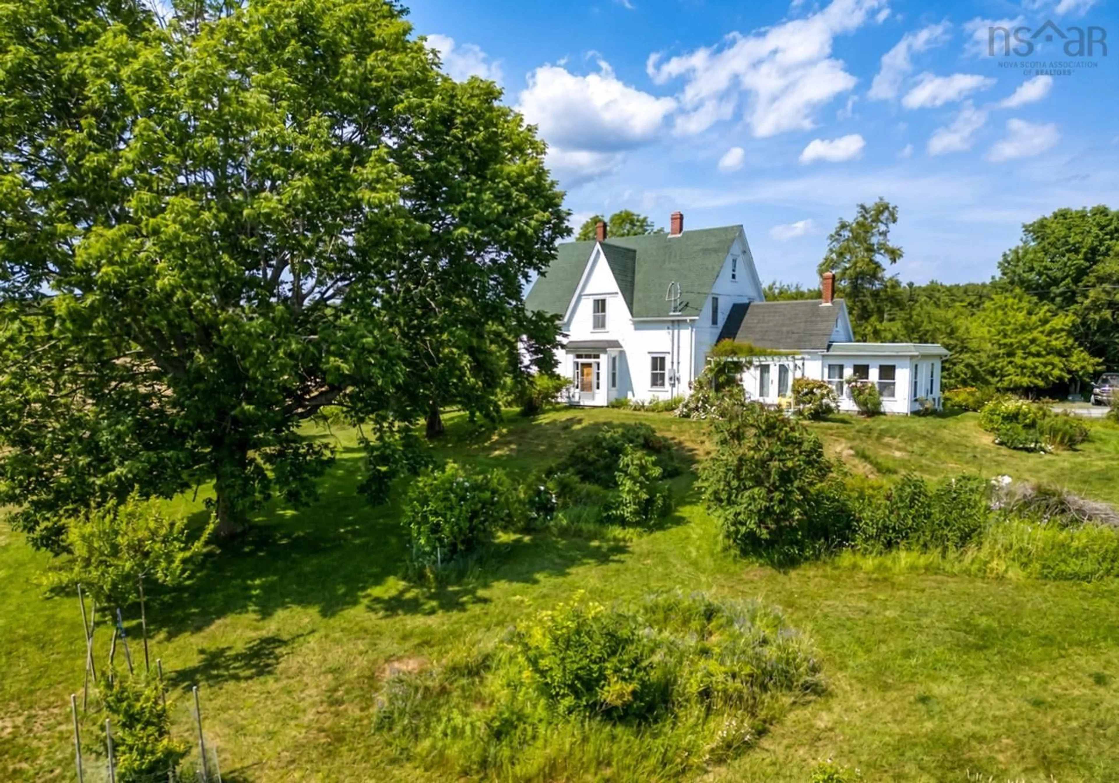 A pic from outside/outdoor area/front of a property/back of a property/a pic from drone, street for 1036 Oakland Rd, Oakland Nova Scotia B0J 2E0