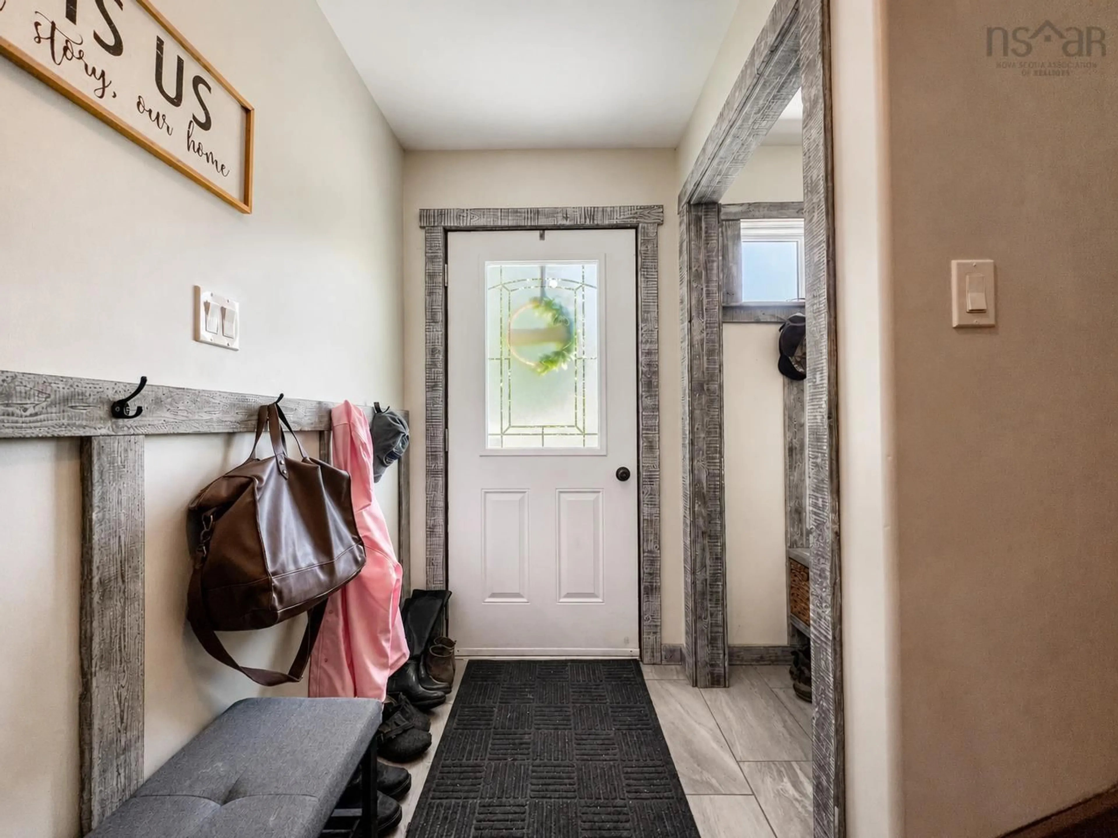 Indoor entryway for 42 Courtney Rd, Cape North Nova Scotia B0C 1G0
