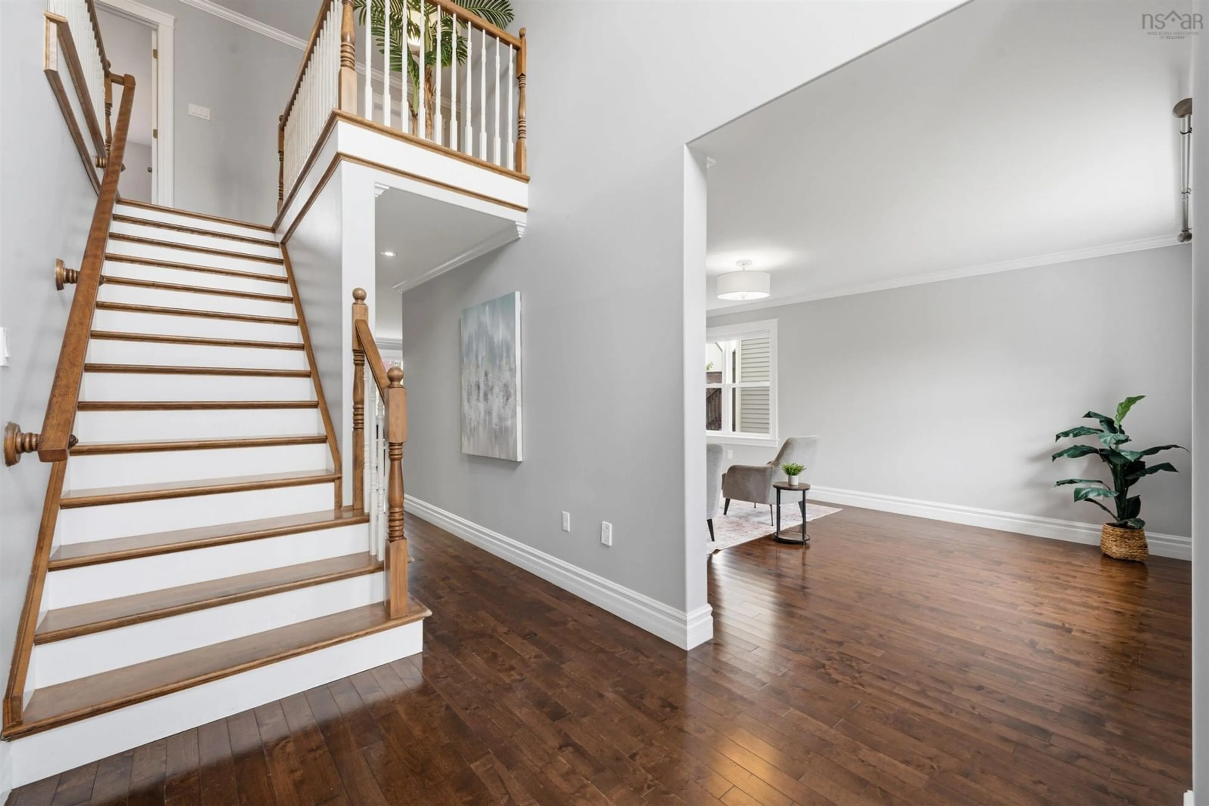Indoor entryway for 276 Rutledge St, Bedford Nova Scotia B4A 1Y2