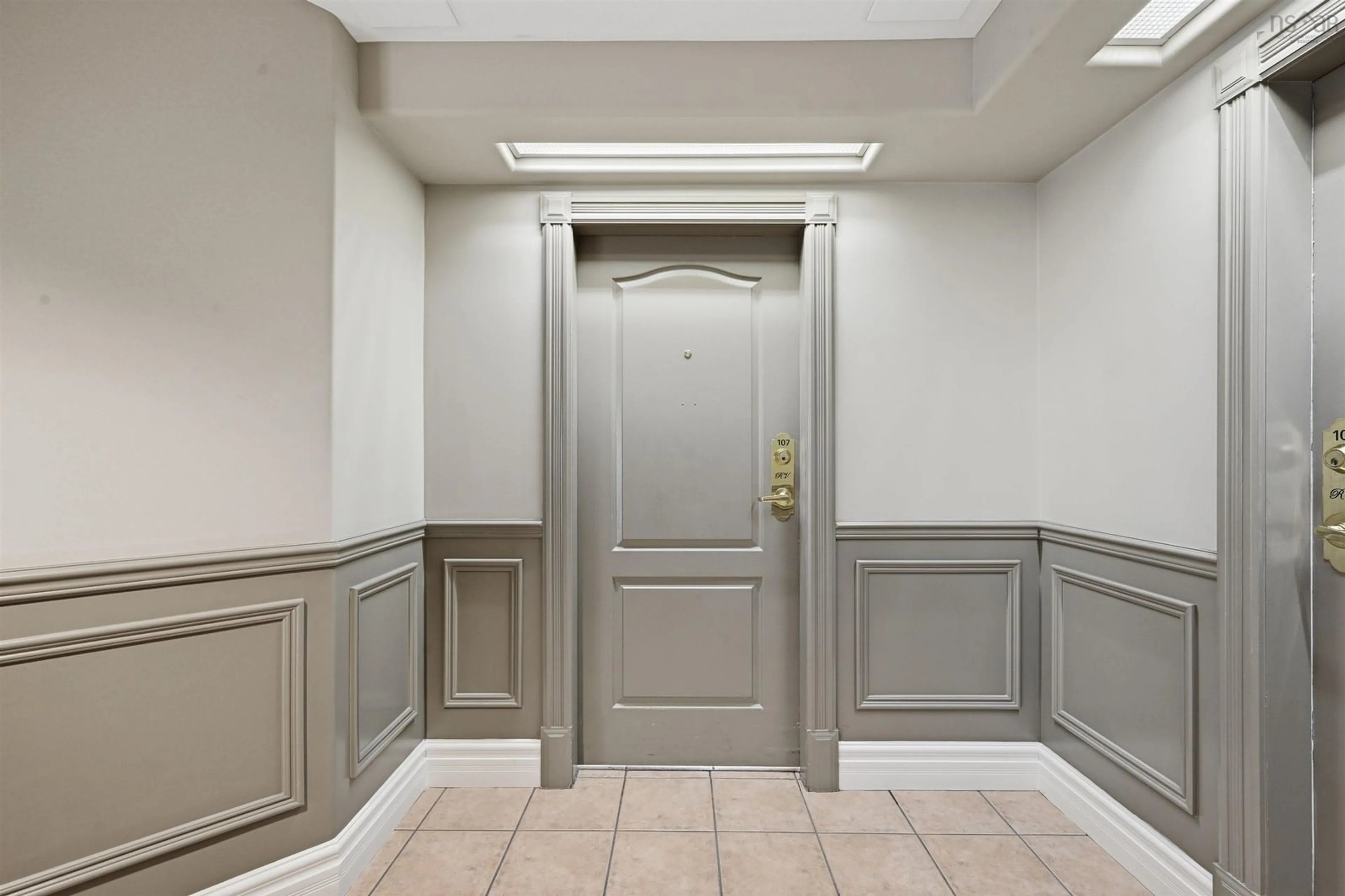 Indoor foyer for 621 Portland Hills Dr Dr #107, Dartmouth Nova Scotia B2W 6N4