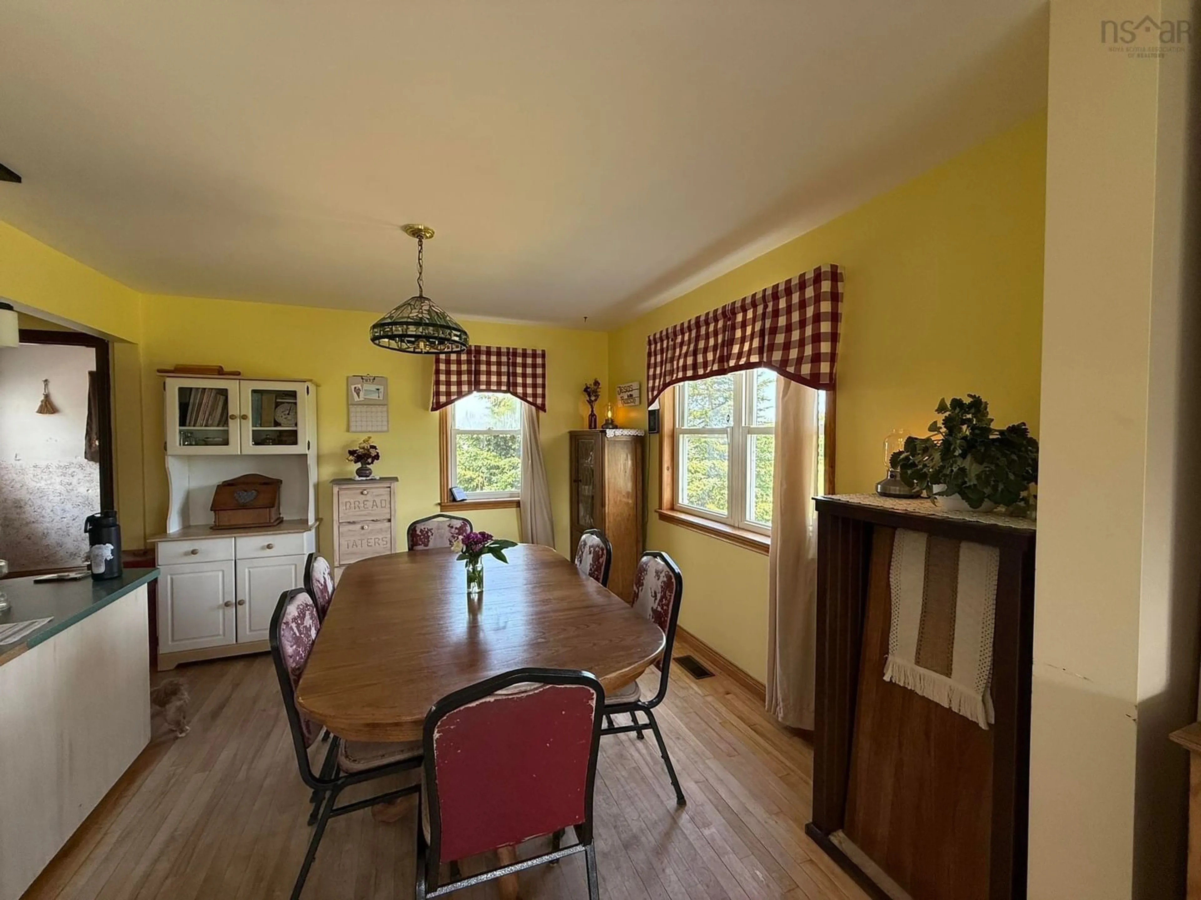 Dining room, wood/laminate floor for 3281 Highway 6, Waldegrave Nova Scotia B0K 1V0
