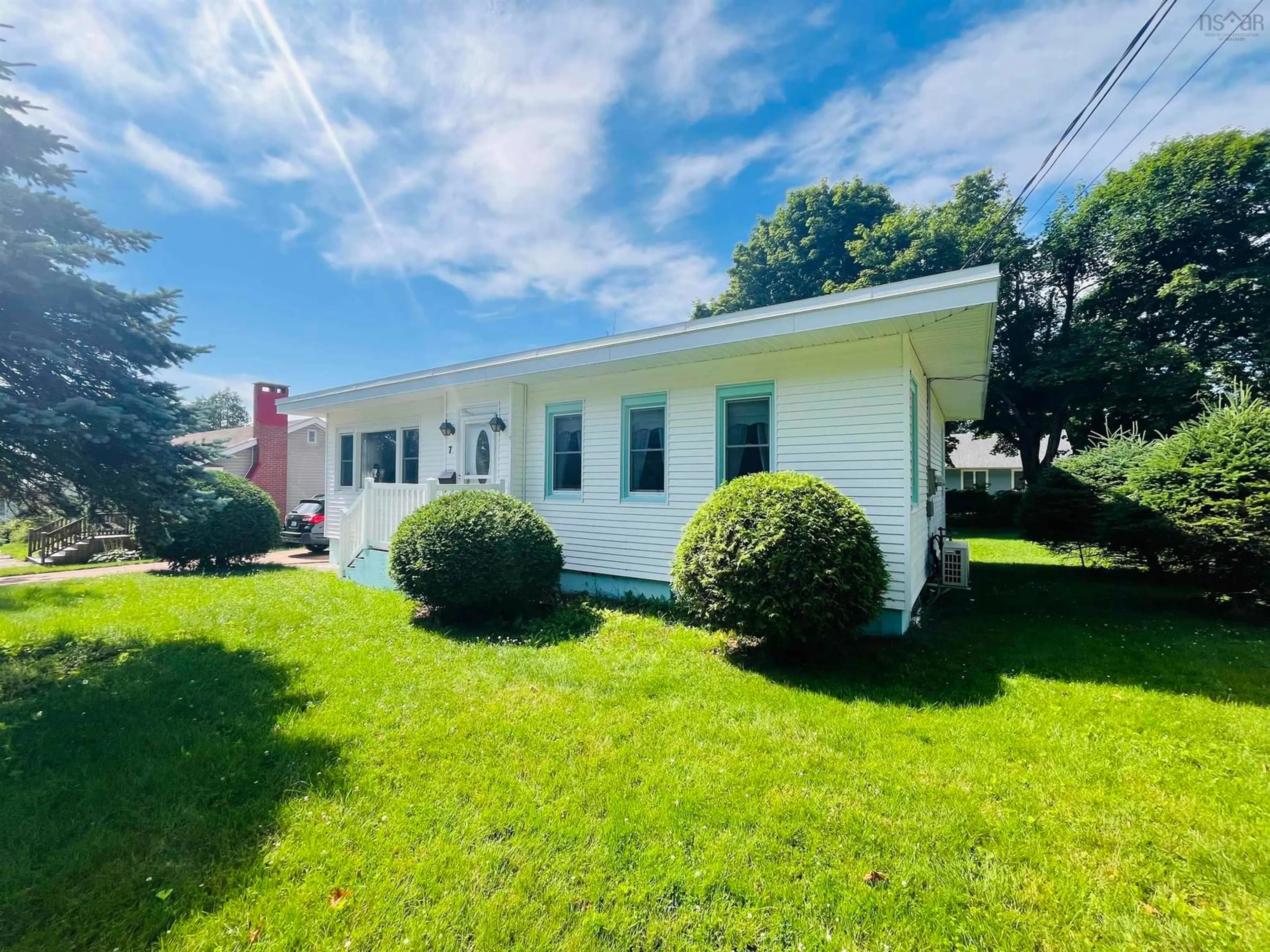 Home with vinyl exterior material, street for 7 Franklyn St, Amherst Nova Scotia B4H 3X3