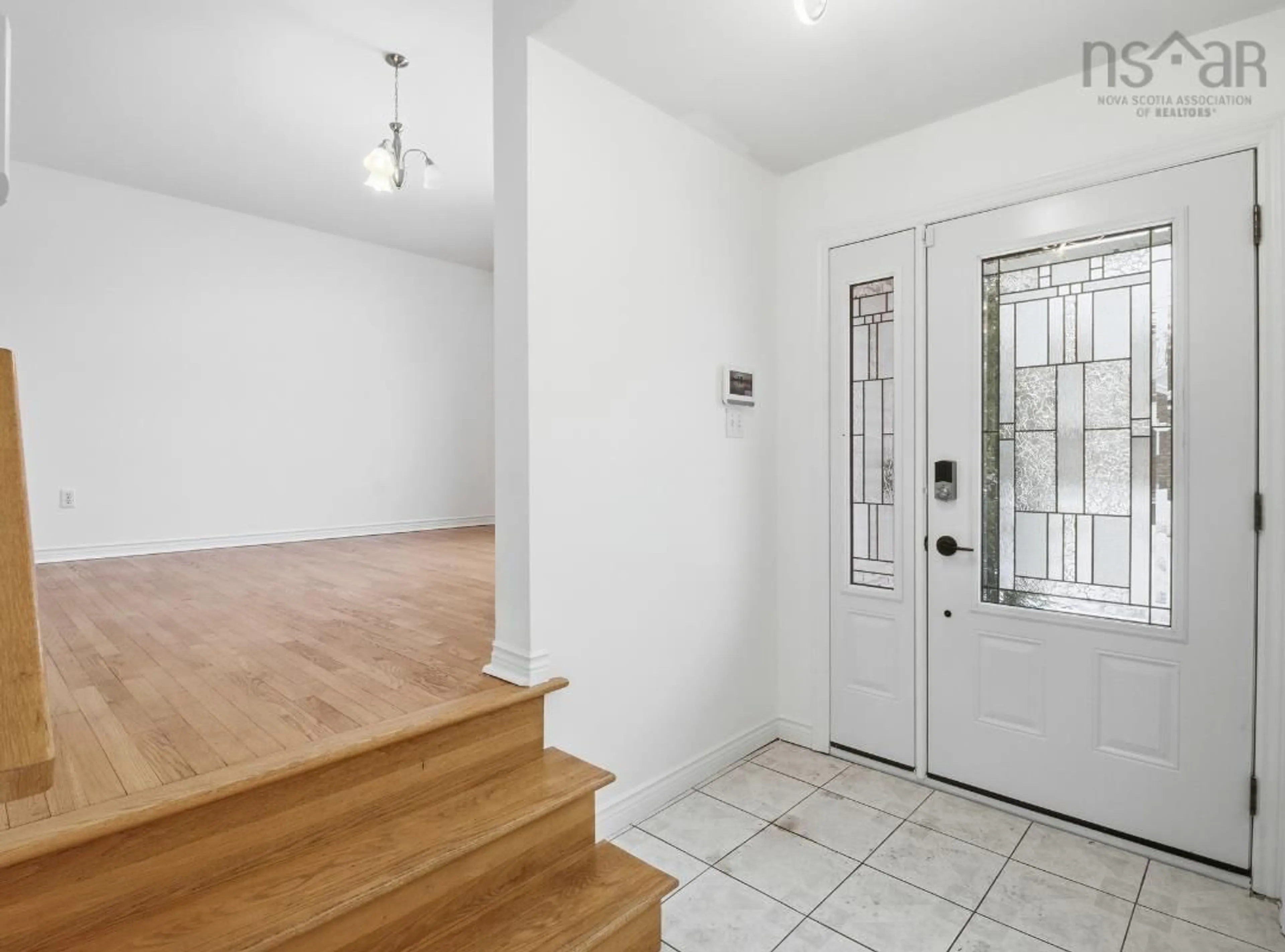 Indoor entryway for 1 Brackley Pl, Halifax Nova Scotia B3M 4H2