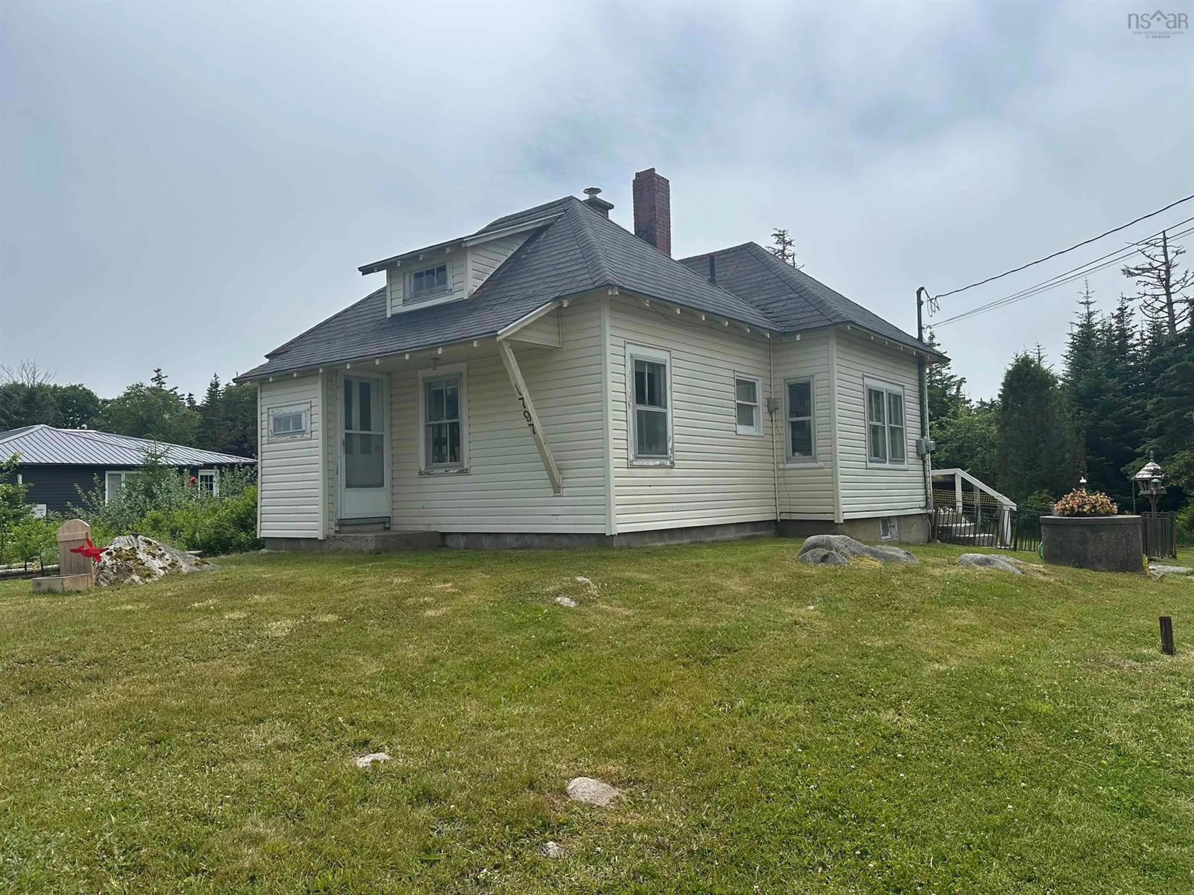 A pic from outside/outdoor area/front of a property/back of a property/a pic from drone, building for 1797 Highway 330, Newellton Nova Scotia B0W 1P0