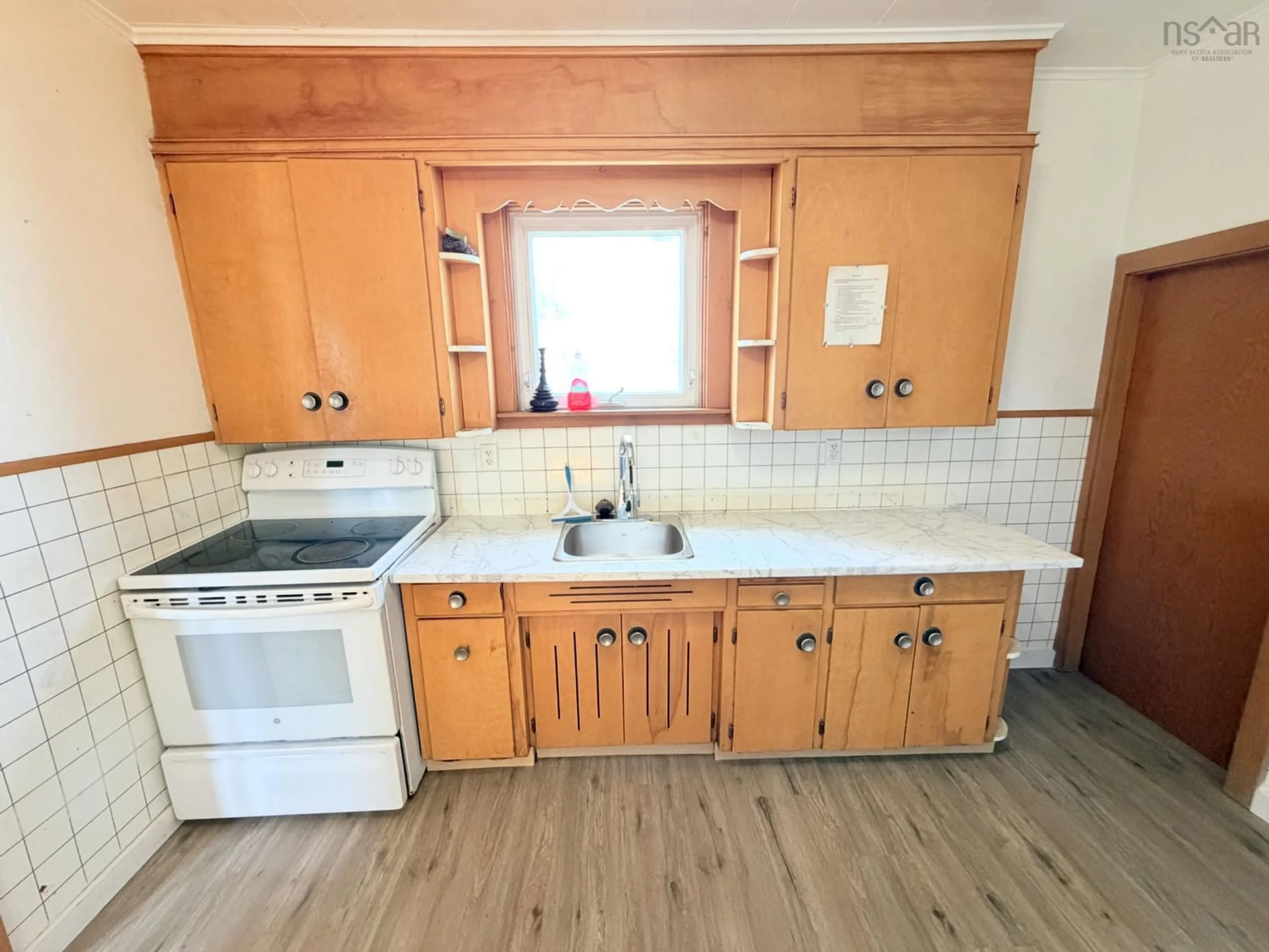 Standard kitchen, unknown for 31 Hickman St, Glace Bay Nova Scotia B1A 2X8