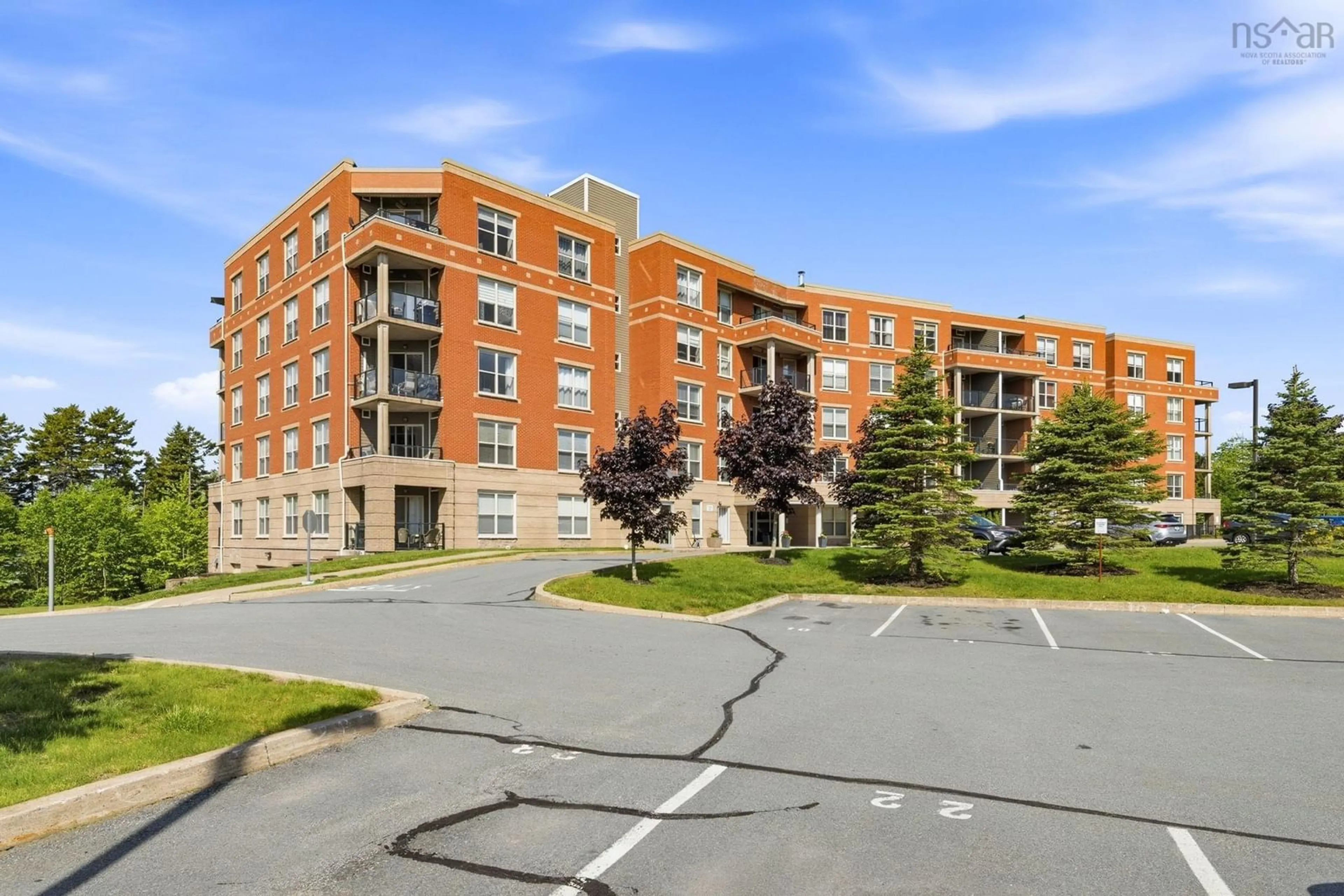 A pic from outside/outdoor area/front of a property/back of a property/a pic from drone, building for 87 Pebblecreek Cres #111, Dartmouth Nova Scotia B2W 0J9