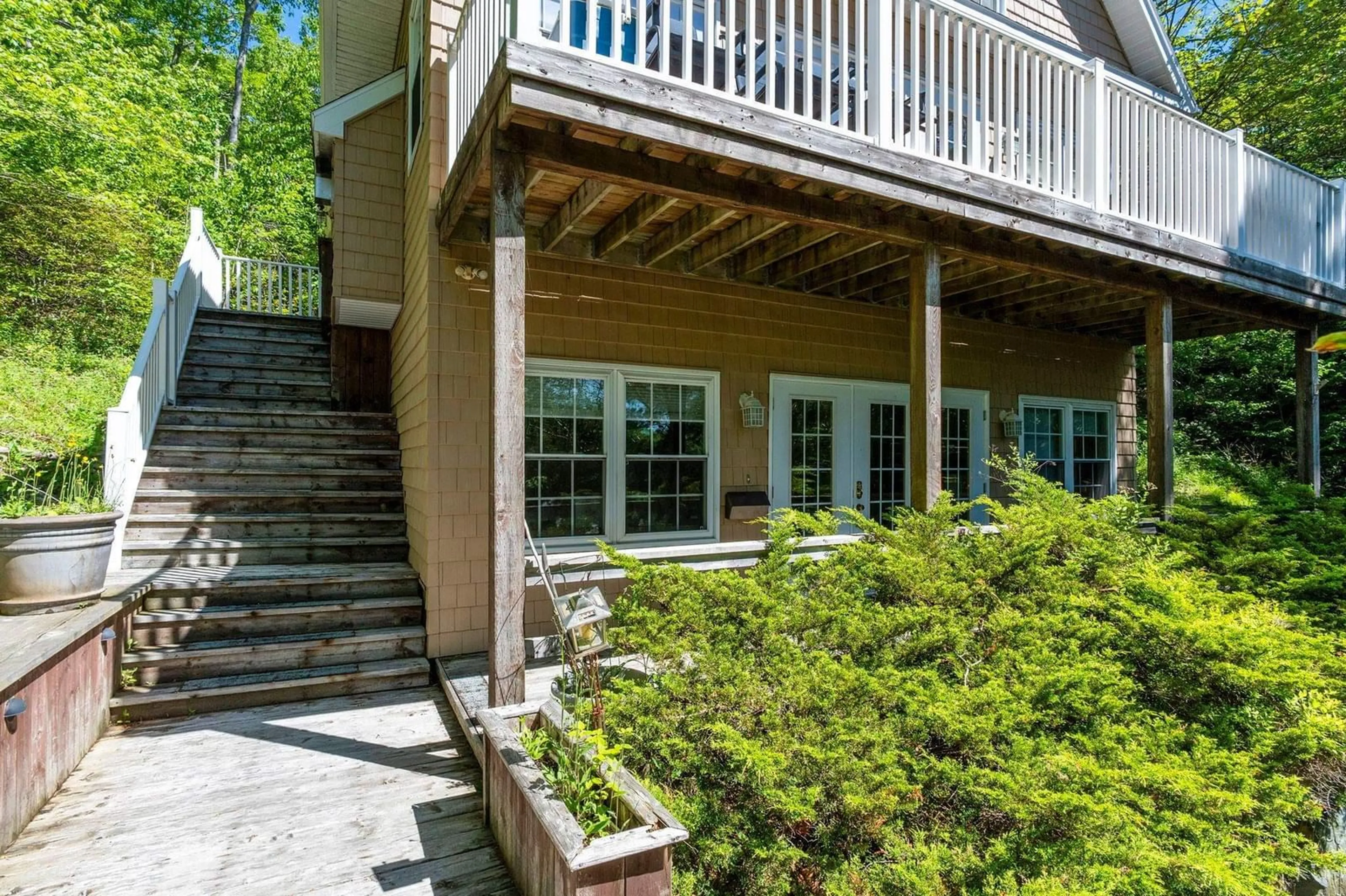 Patio, unknown for 69 Meadowbrook Dr, Bedford Nova Scotia B4A 1R2