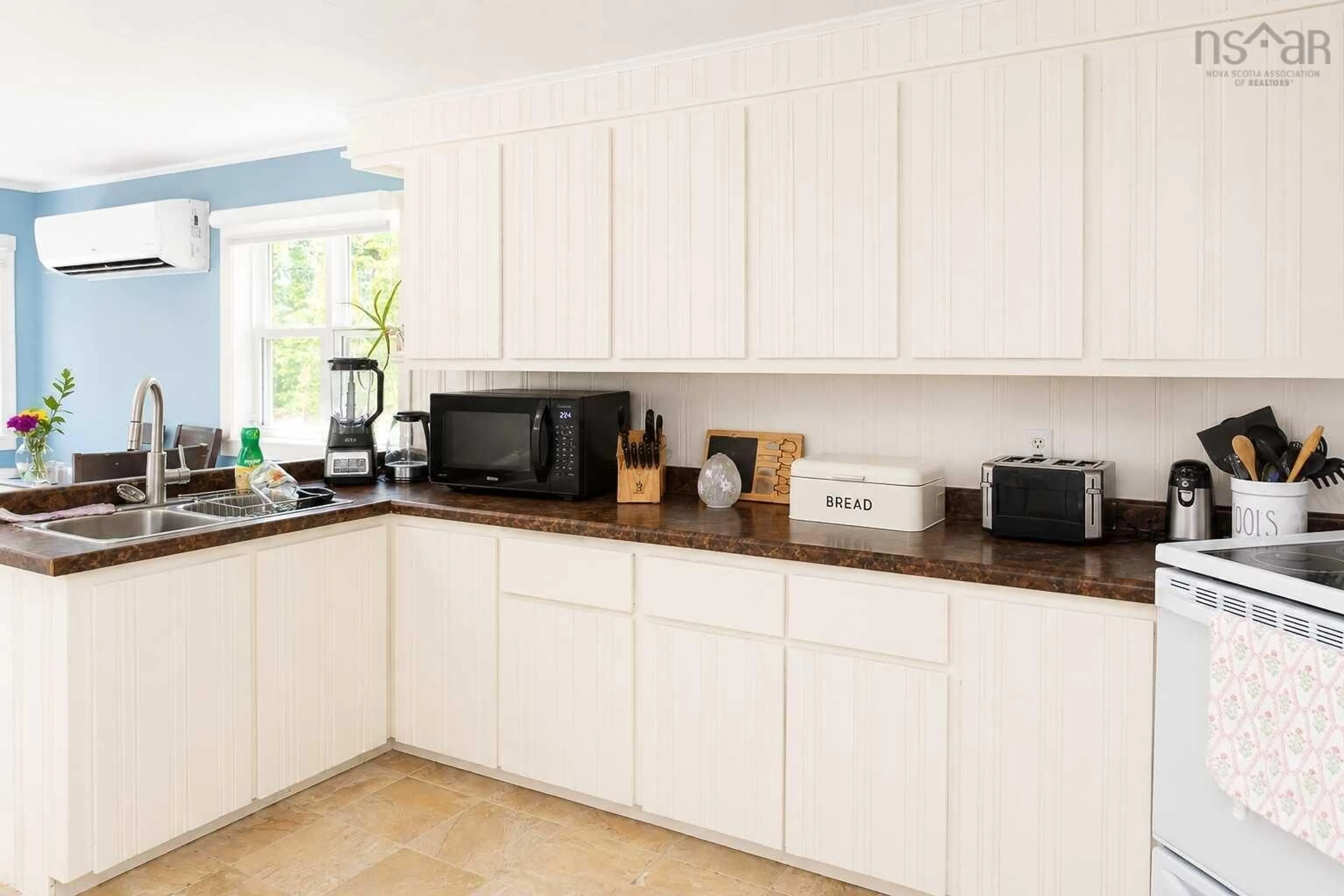 Standard kitchen, unknown for 5494 Ns-3, East Jordan Nova Scotia B0T 1L0