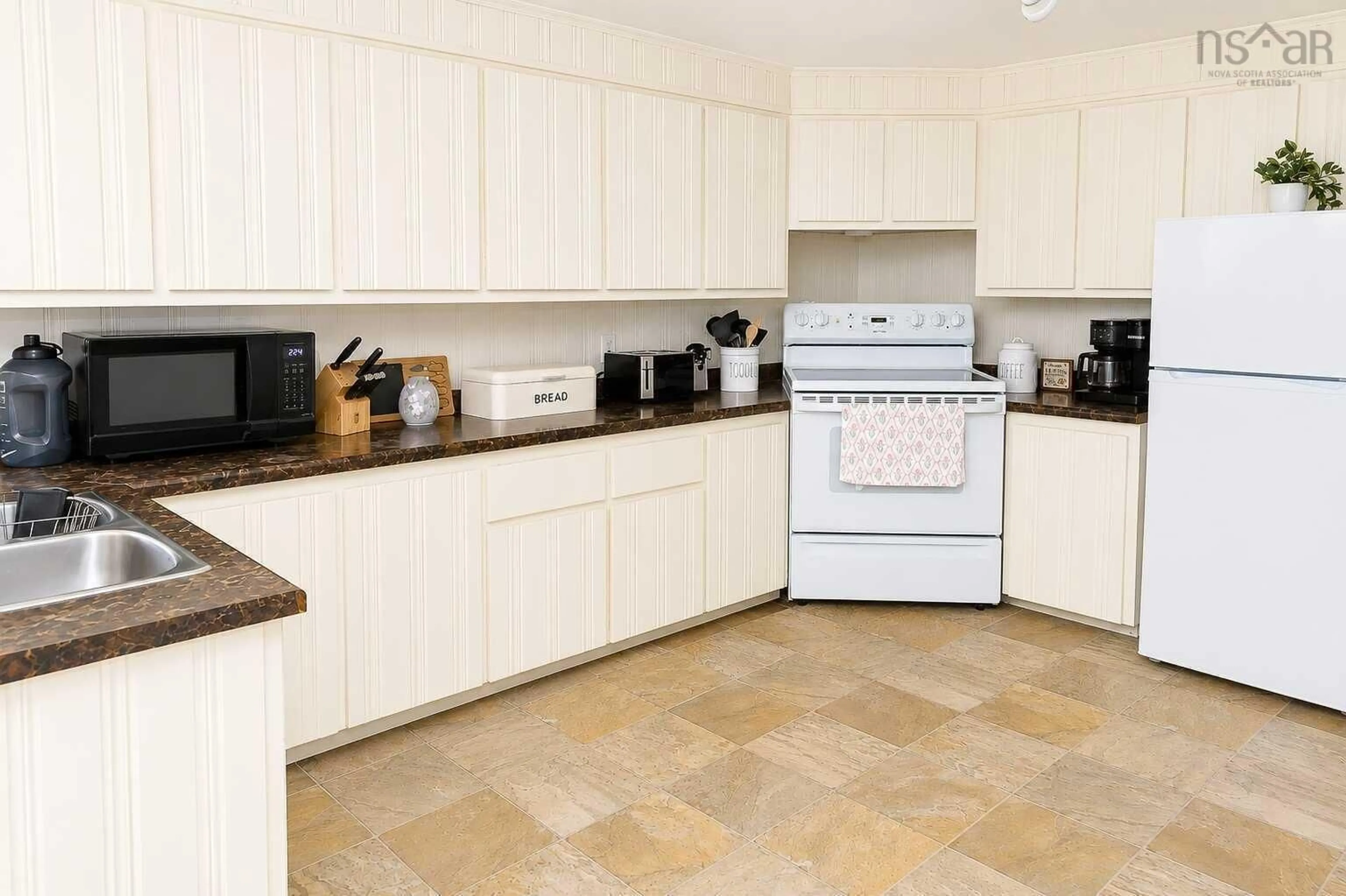 Standard kitchen, ceramic/tile floor for 5494 Ns-3, East Jordan Nova Scotia B0T 1L0