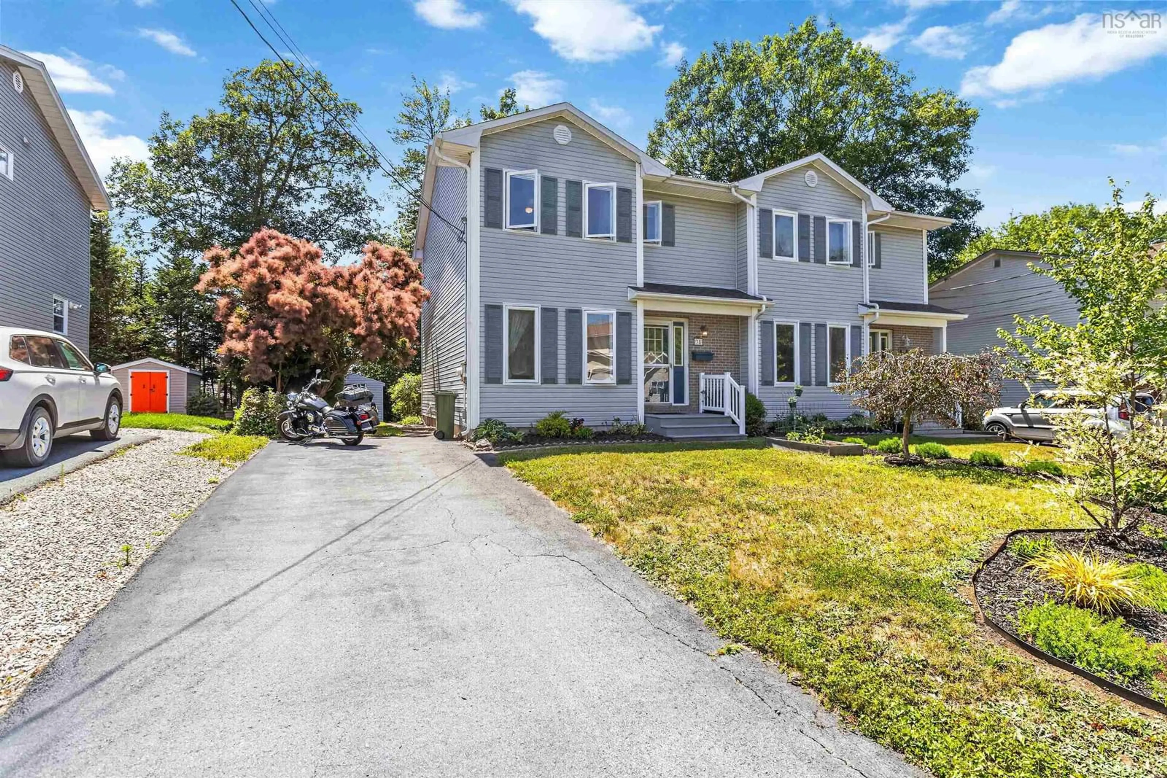 Home with vinyl exterior material, street for 38 Ridgecrest Dr, Bridgewater Nova Scotia B4V 3V8