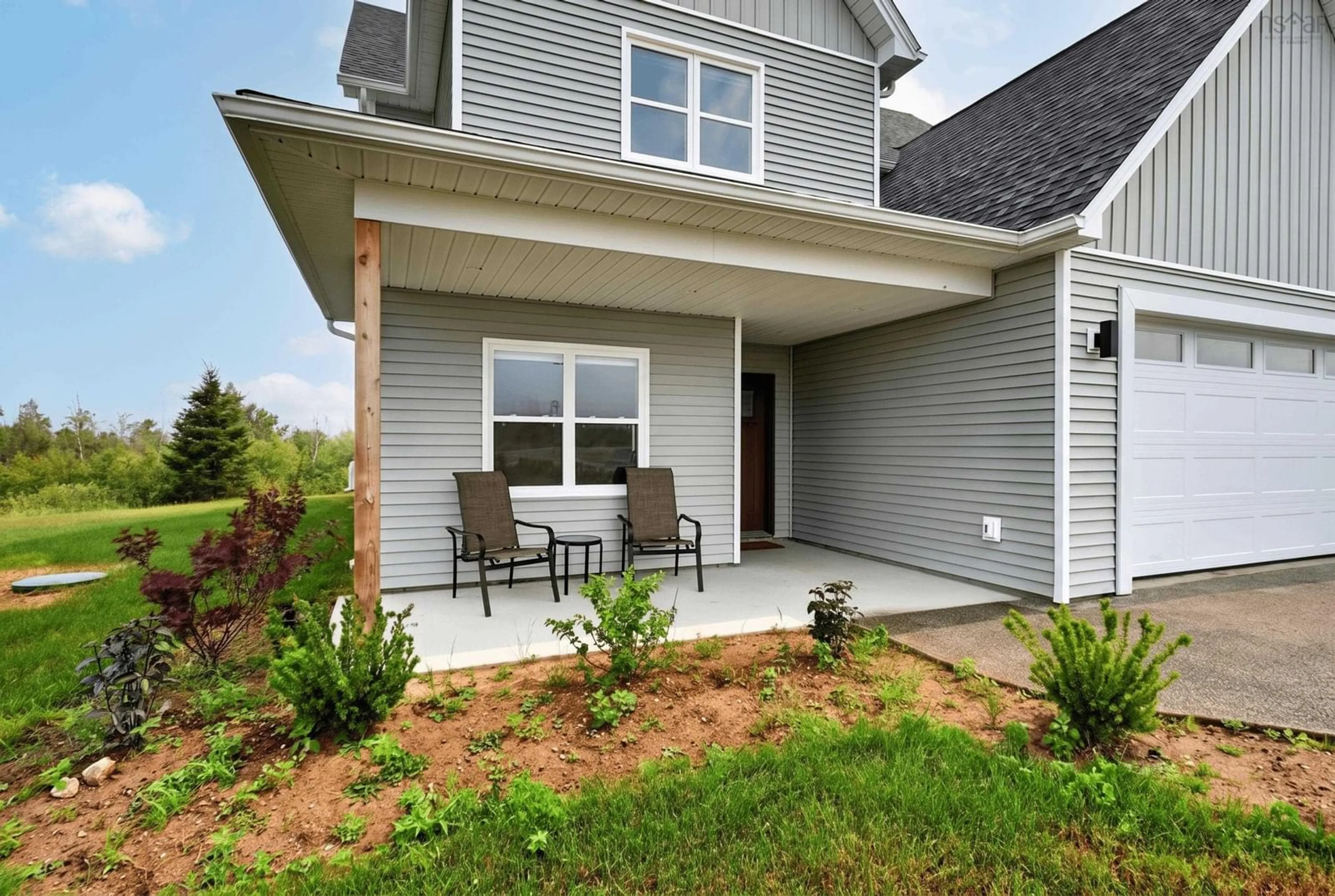 Patio, street for 500 Hemlock Dr, Upper Tantallon Nova Scotia B3Z 0B5
