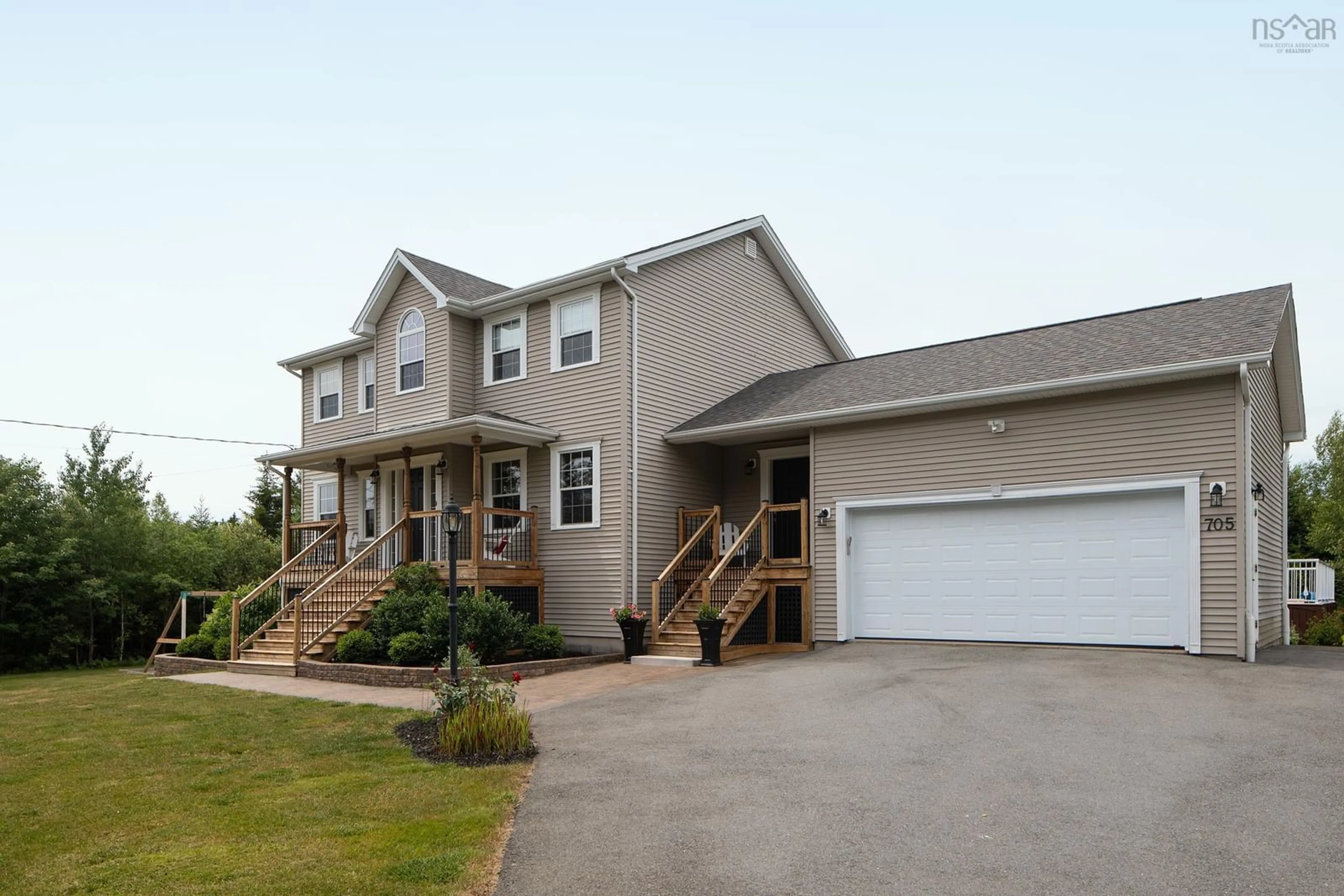 Home with vinyl exterior material, unknown for 705 Rosemary Dr, Sackville Nova Scotia B4E 3N9