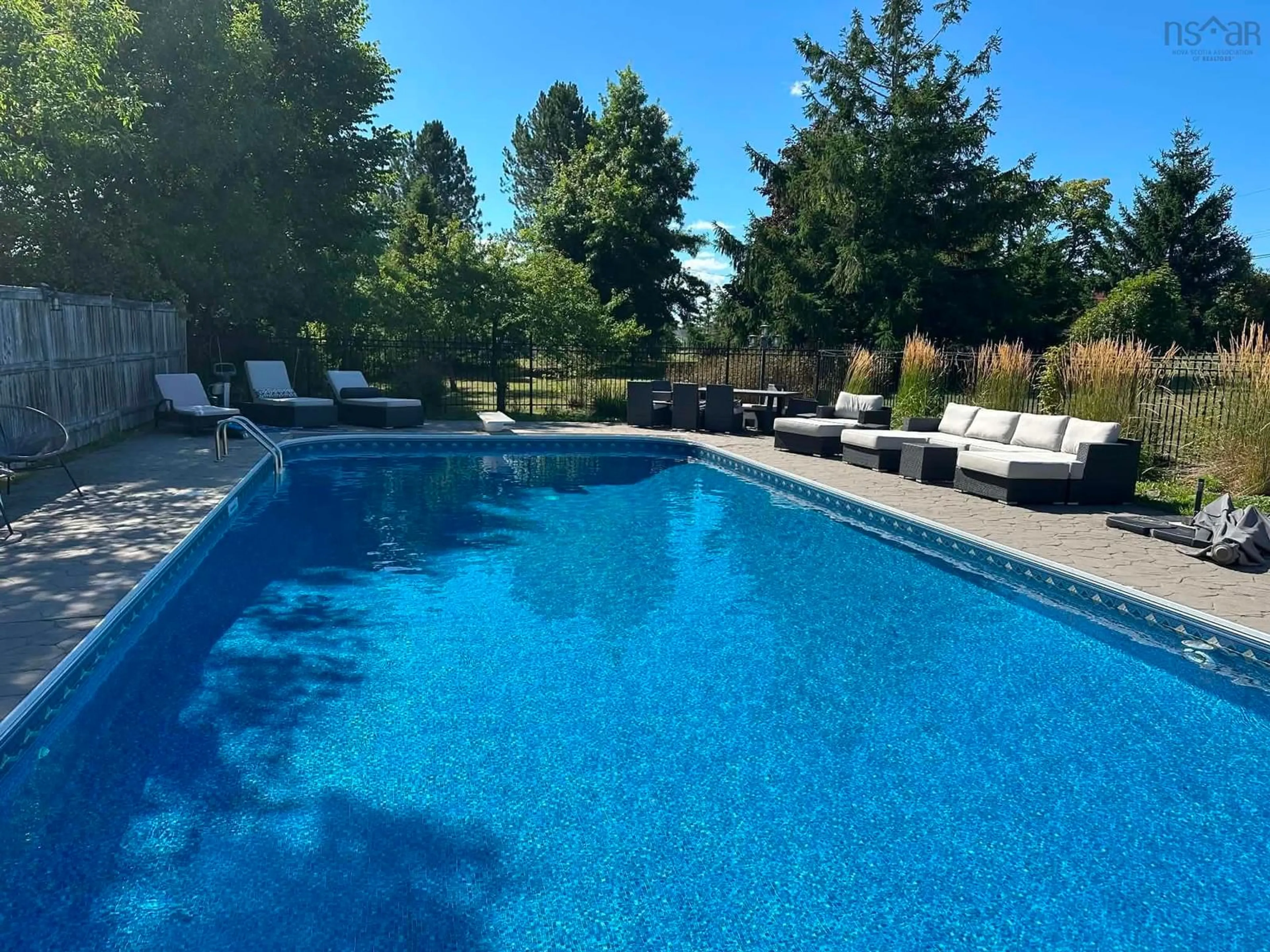 Pool for 28 Townsend Street B2g 2y1, Antigonish Nova Scotia B2G 2Y1