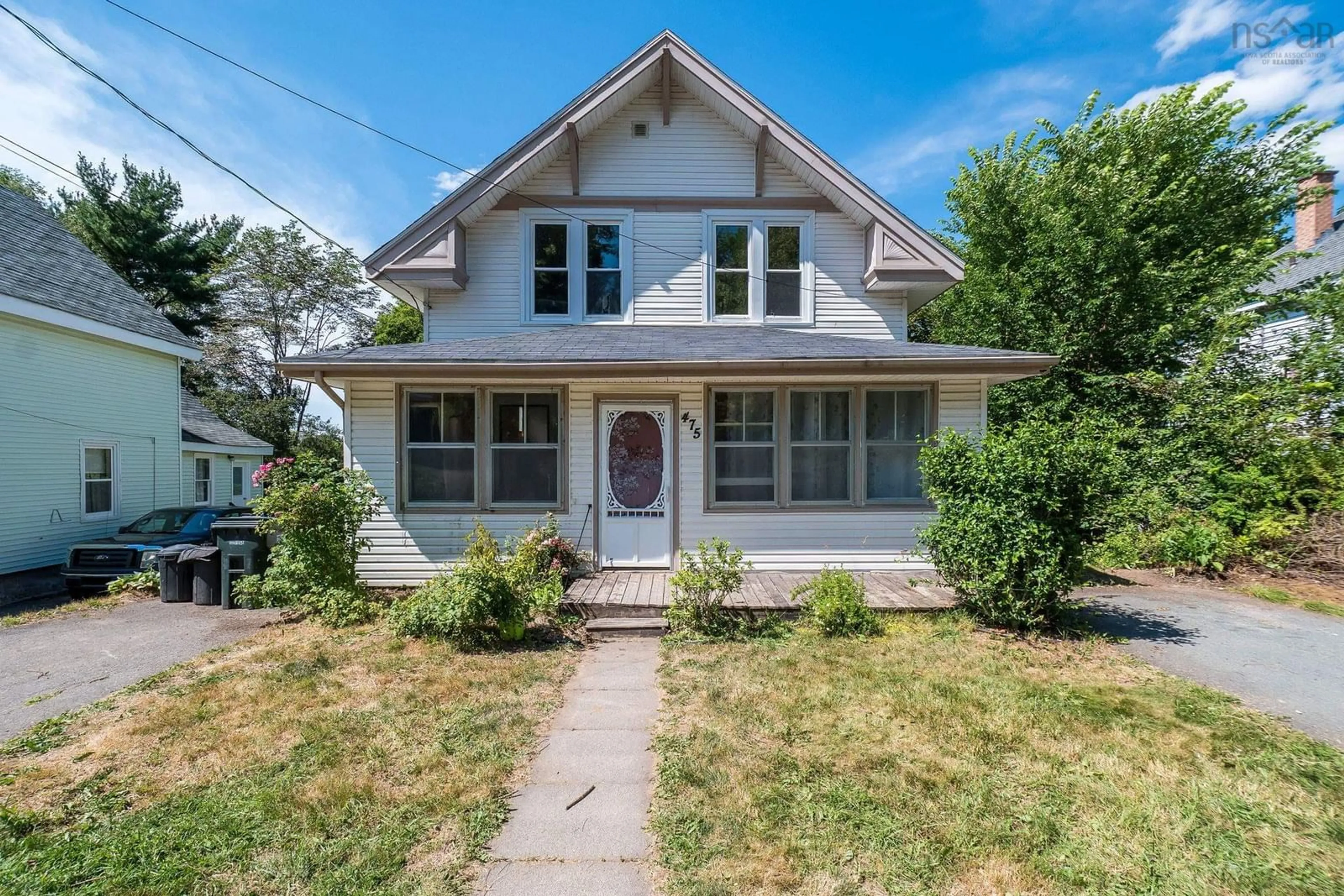 Home with vinyl exterior material, street for 475 Albert St, Windsor Nova Scotia B0N 2T0