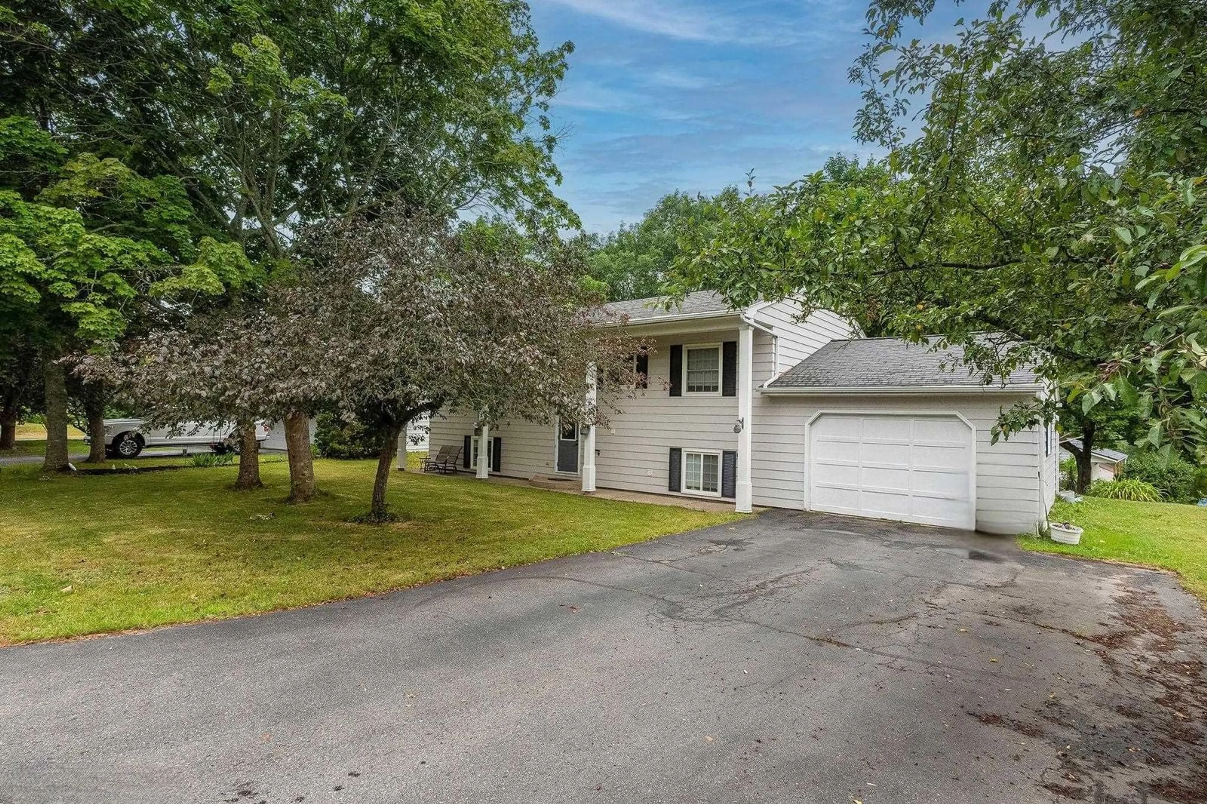 A pic from outside/outdoor area/front of a property/back of a property/a pic from drone, street for 15 Fowler Crt, New Minas Nova Scotia B4N 3J1
