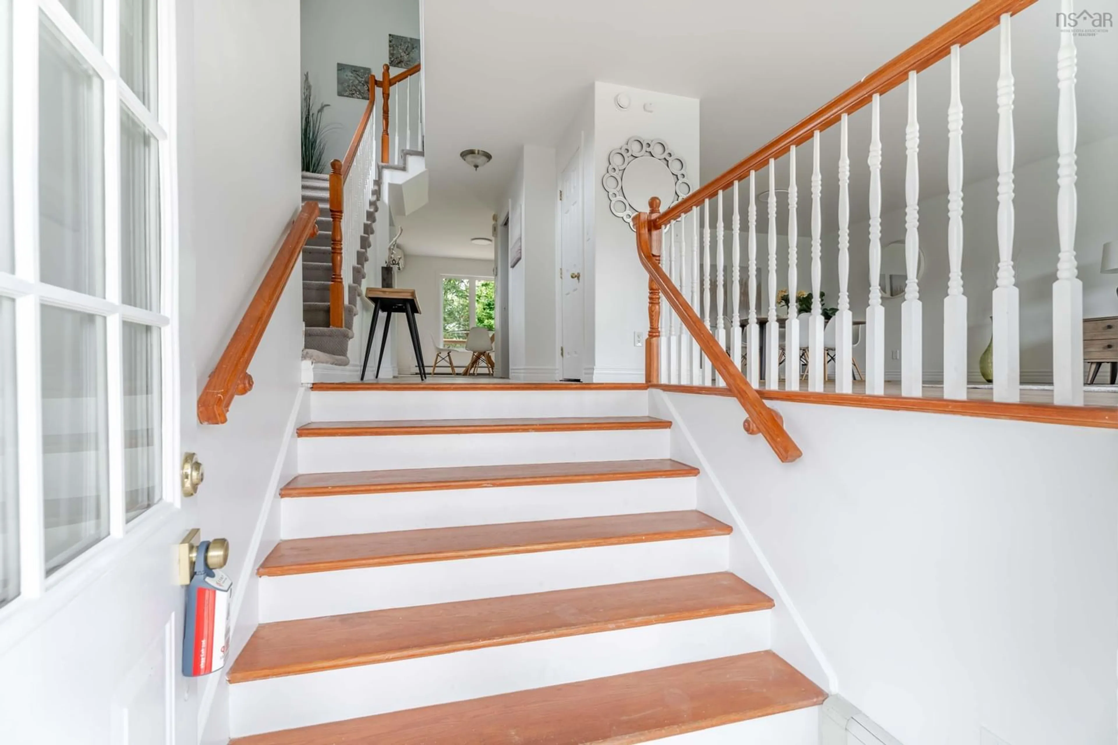 Stairs for 560 Parkland Dr, Halifax Nova Scotia B3S 1S6