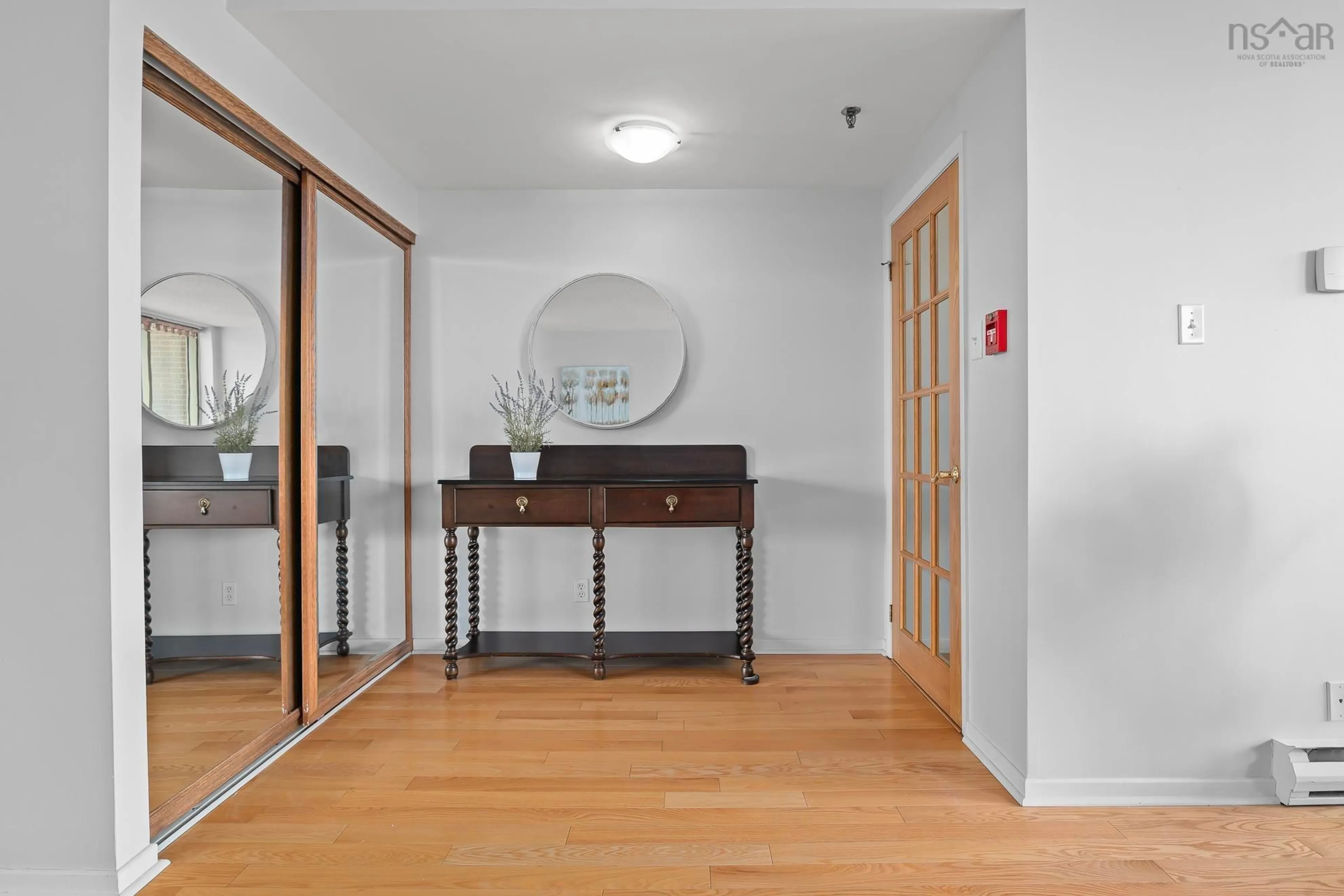 Indoor foyer for 1 Prince St #104, Dartmouth Nova Scotia B2Y 4L3