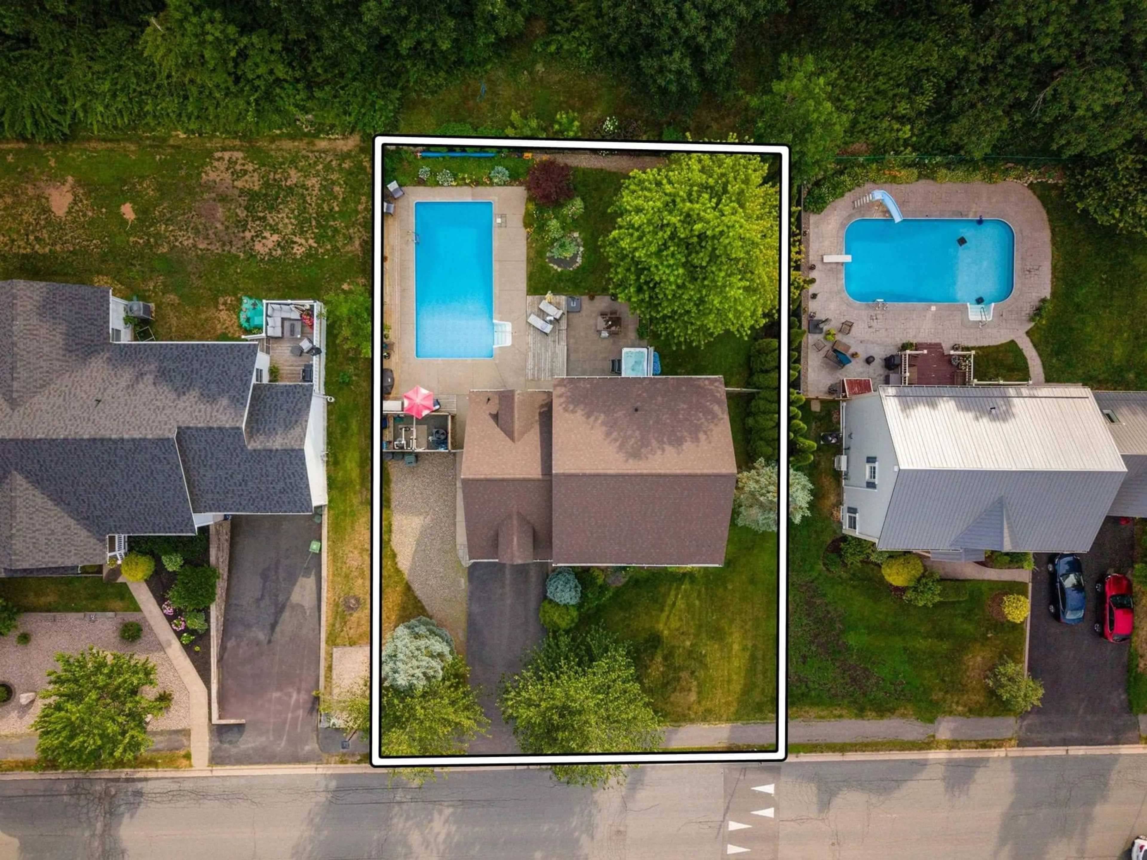 A pic from outside/outdoor area/front of a property/back of a property/a pic from drone, street for 27 Stirling Ave, Wolfville Nova Scotia B4P 2R2