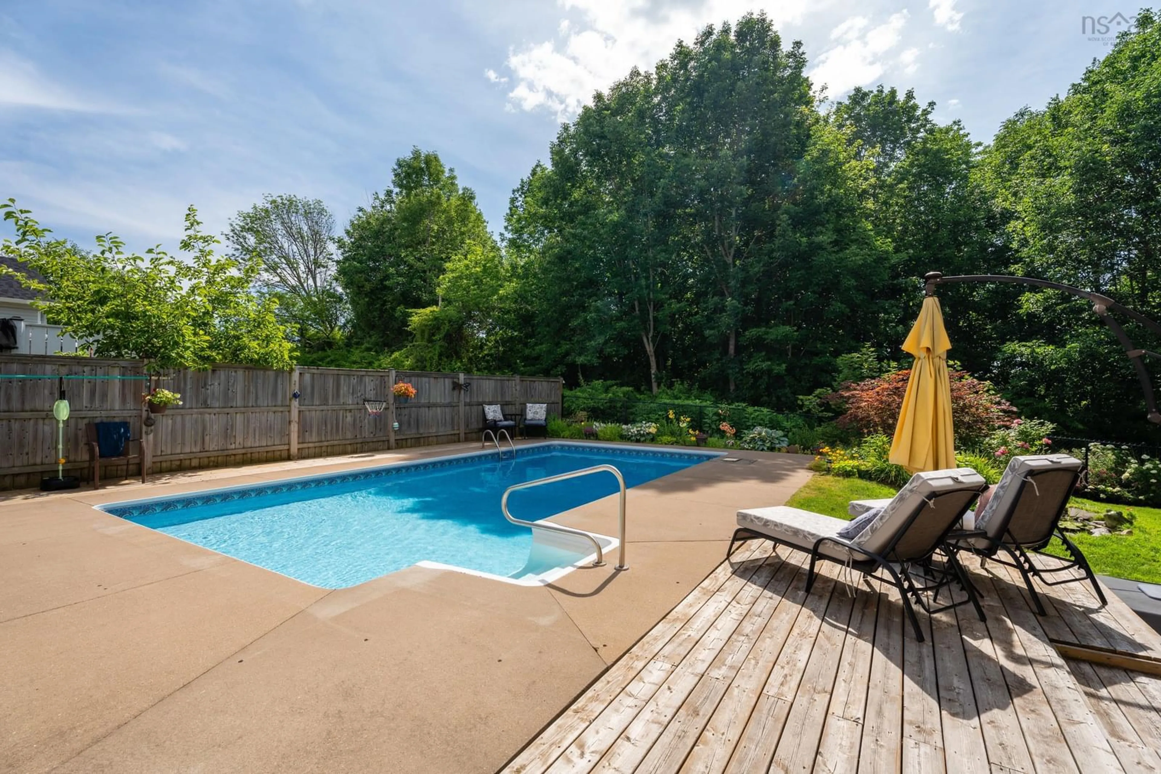 Pool for 27 Stirling Ave, Wolfville Nova Scotia B4P 2R2