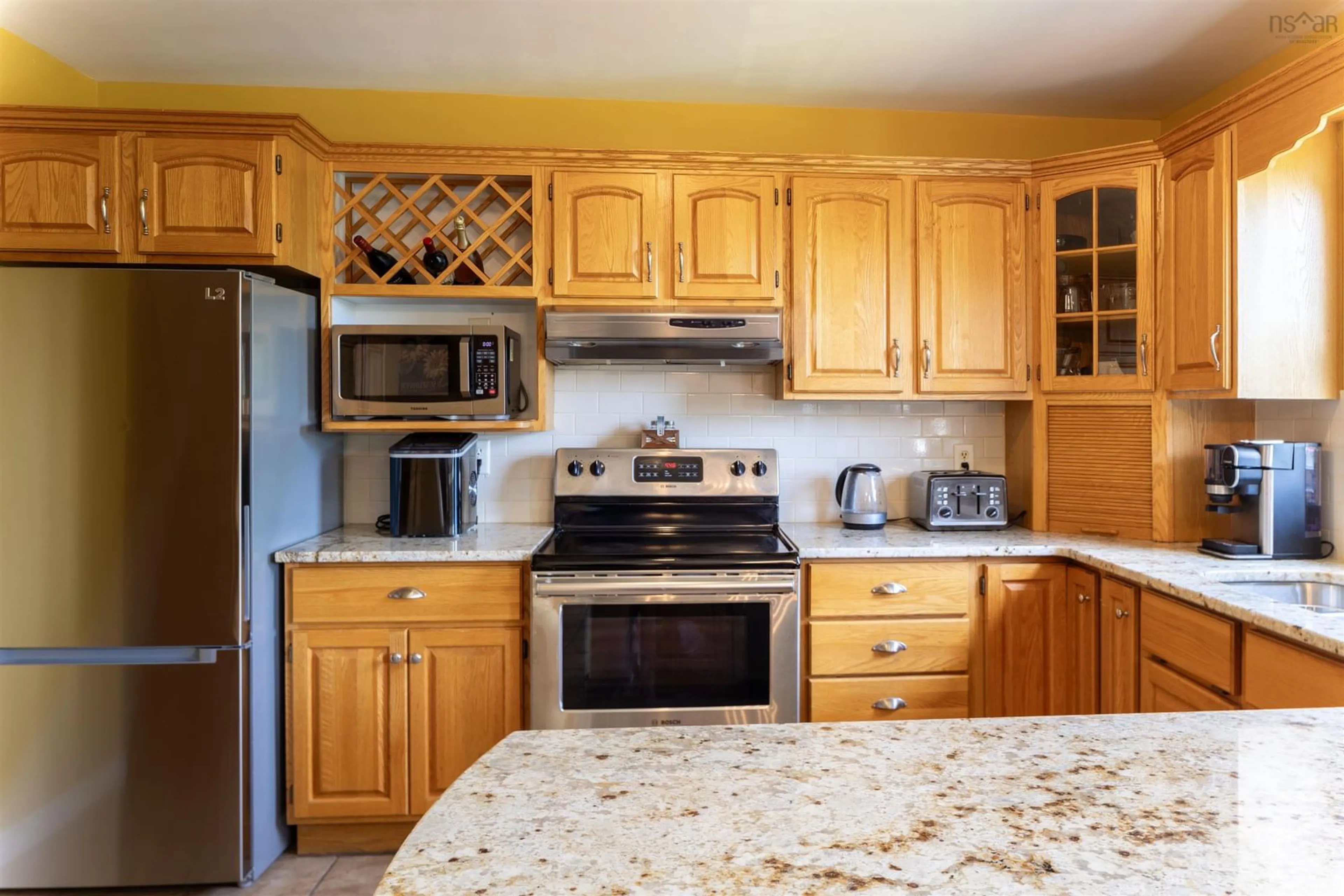 Standard kitchen, ceramic/tile floor for 28 Hillview Dr, Portland Hills Nova Scotia B2W 6J2