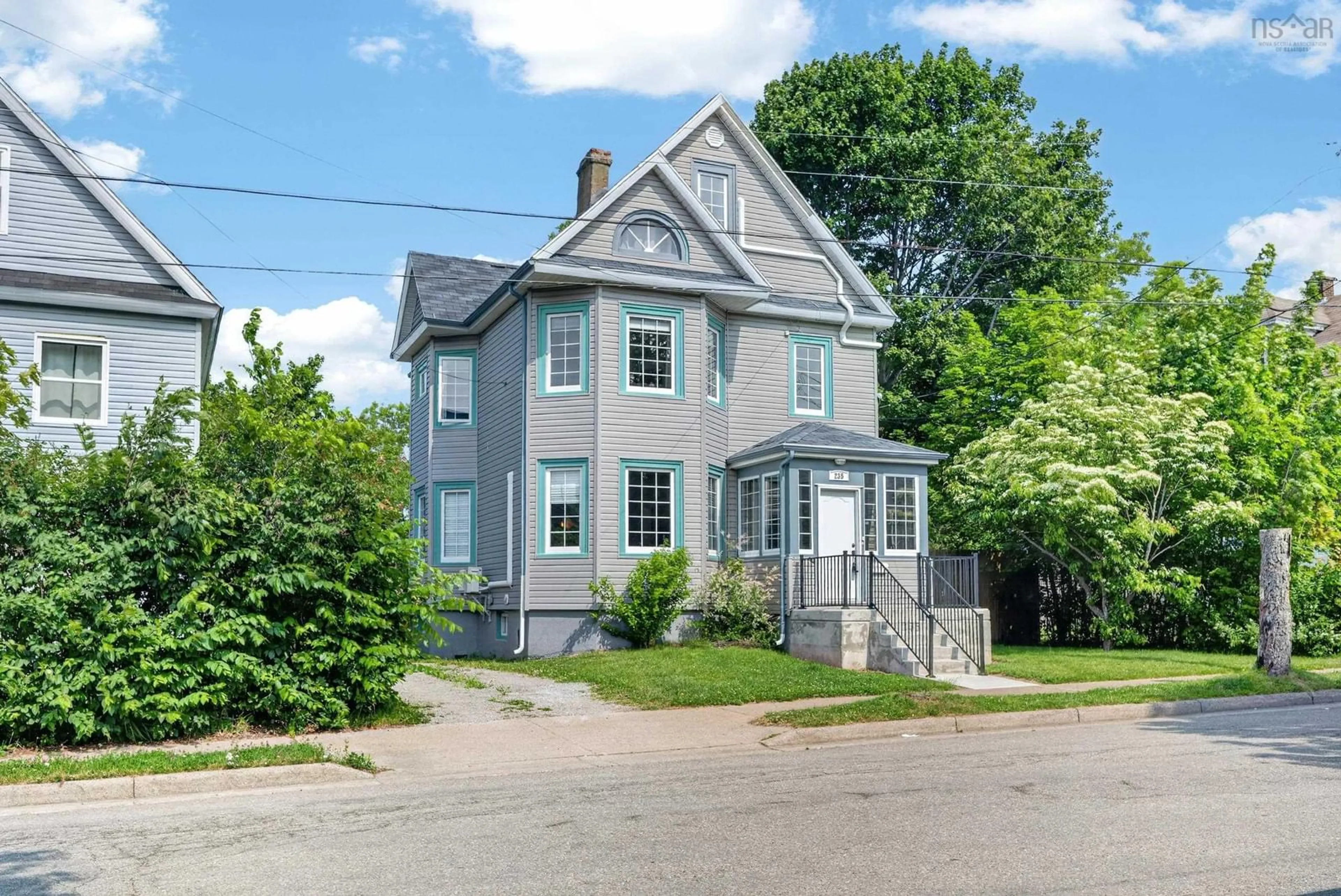 Unknown for 235 Union St, Sydney Nova Scotia B1P 4Y3