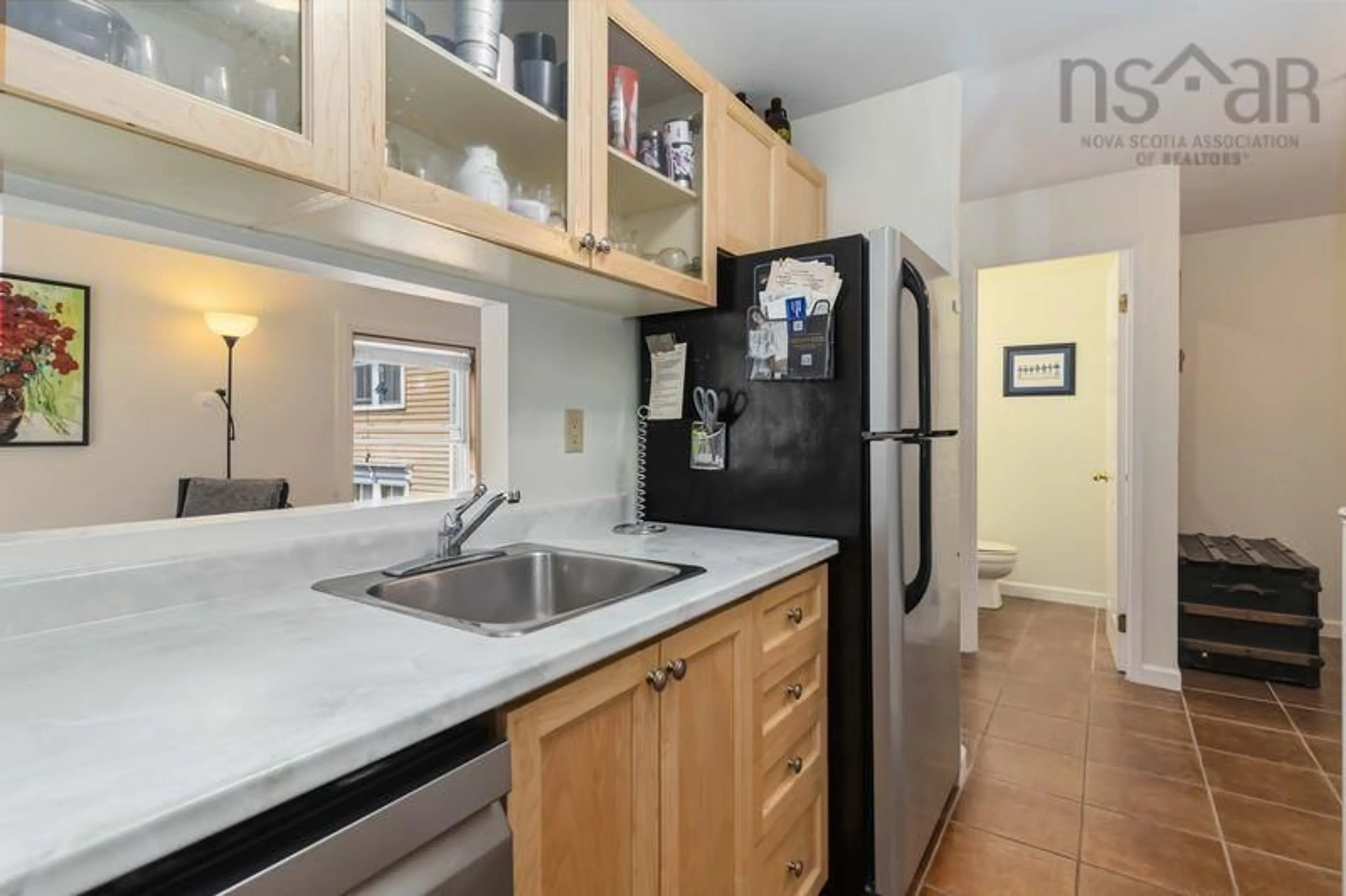 Standard kitchen, ceramic/tile floor for 5444 Victoria Rd #12, Halifax Peninsula Nova Scotia B3H 1M5
