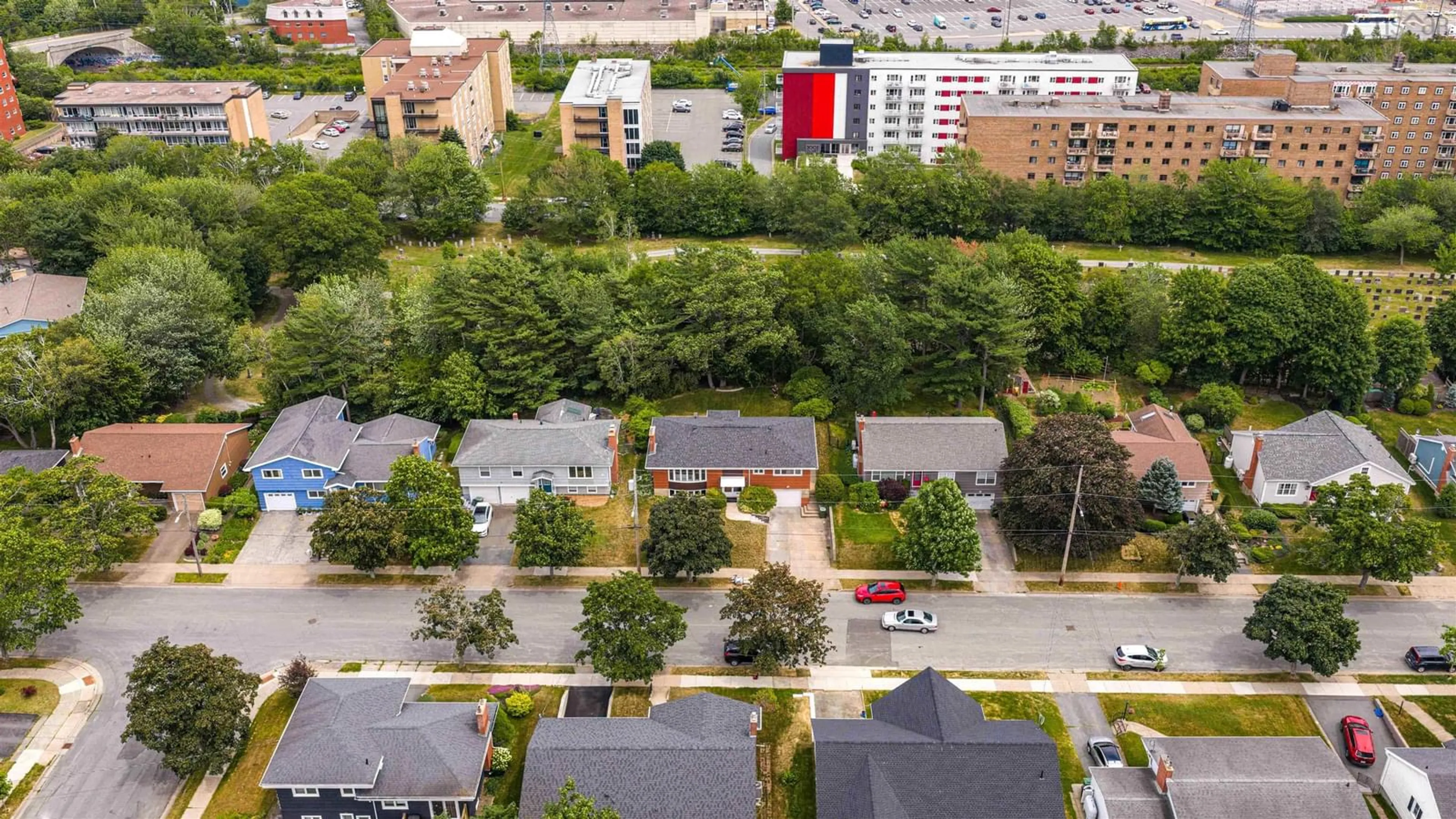 A pic from outside/outdoor area/front of a property/back of a property/a pic from drone, city buildings view from balcony for Parkdale Avenue, Halifax Ns #2945, Halifax Nova Scotia B3L 3Z2