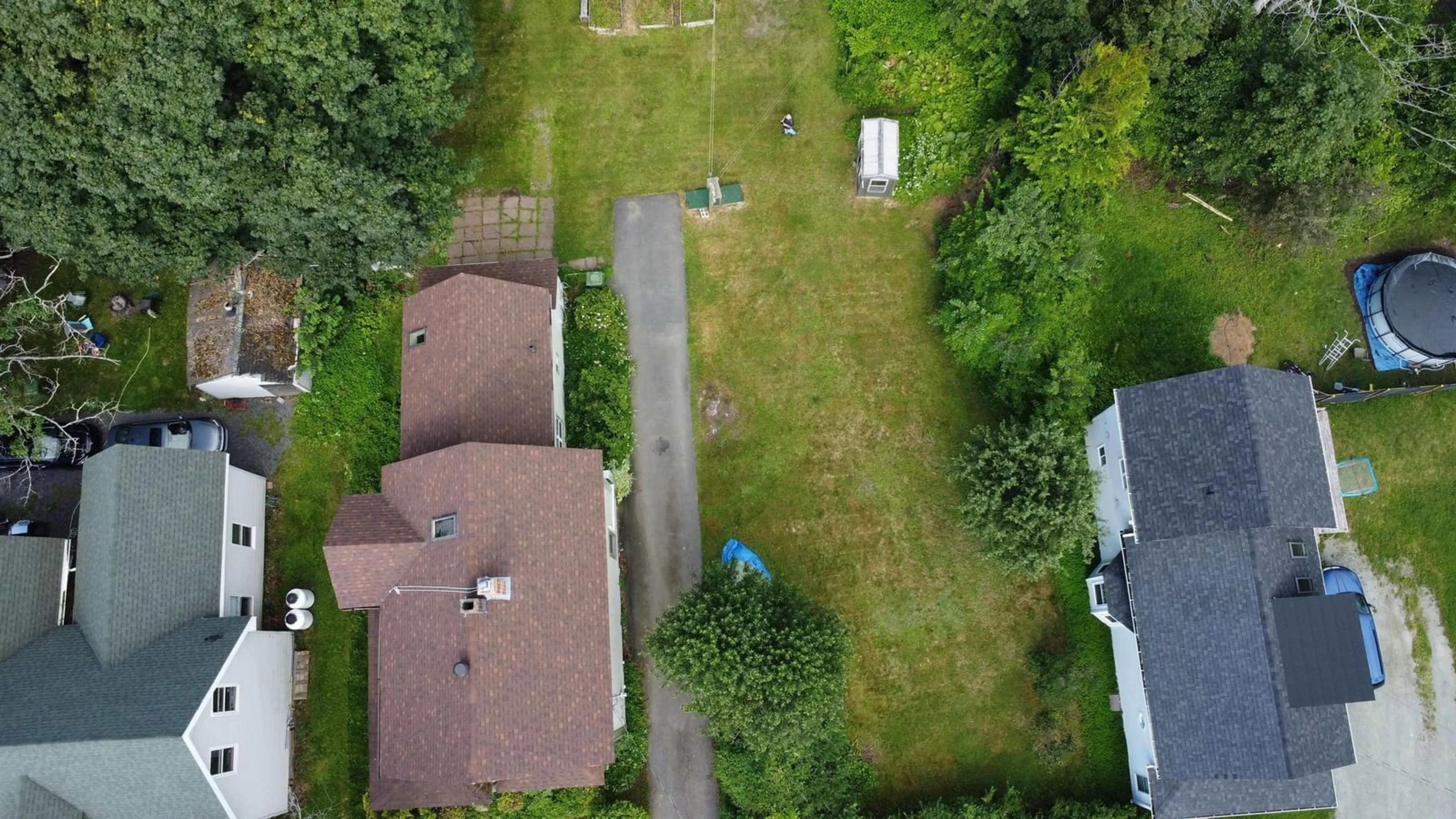 A pic from outside/outdoor area/front of a property/back of a property/a pic from drone, unknown for 130 Mackay St, Stellarton Nova Scotia B0K 1S0
