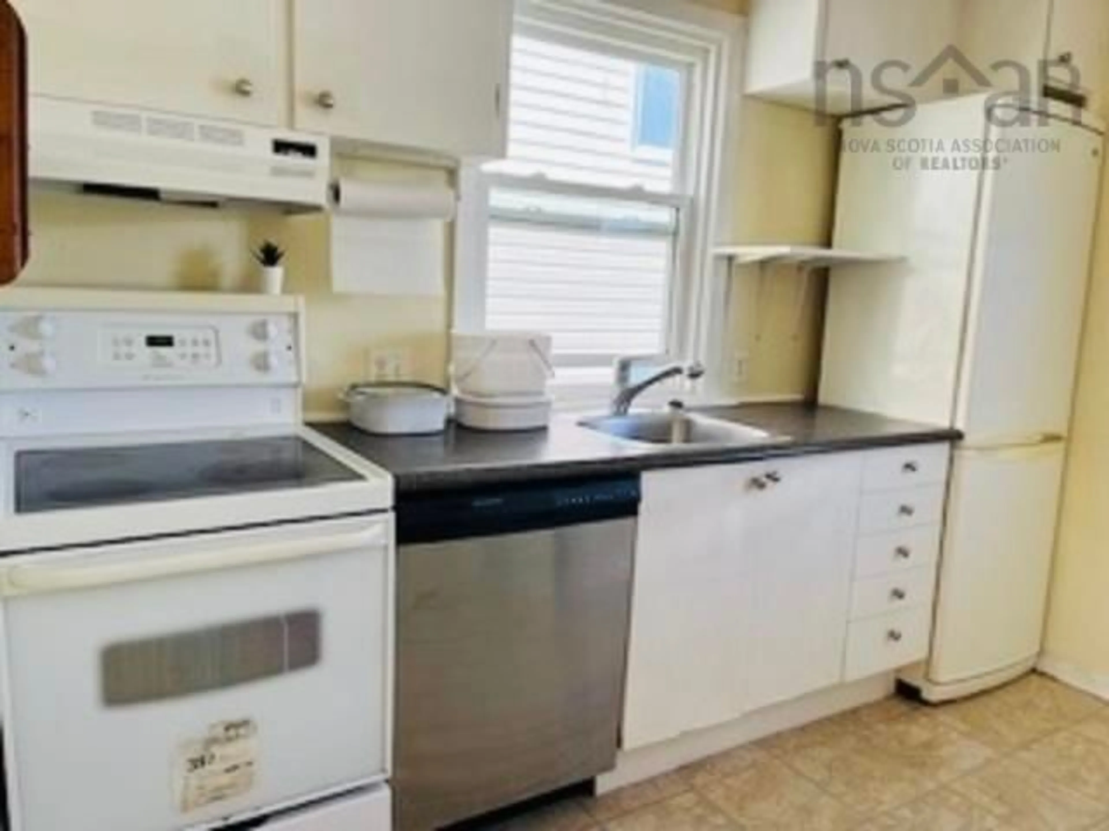 Standard kitchen, unknown for 2167-2175 Windsor St, Halifax Nova Scotia B3K 5B7