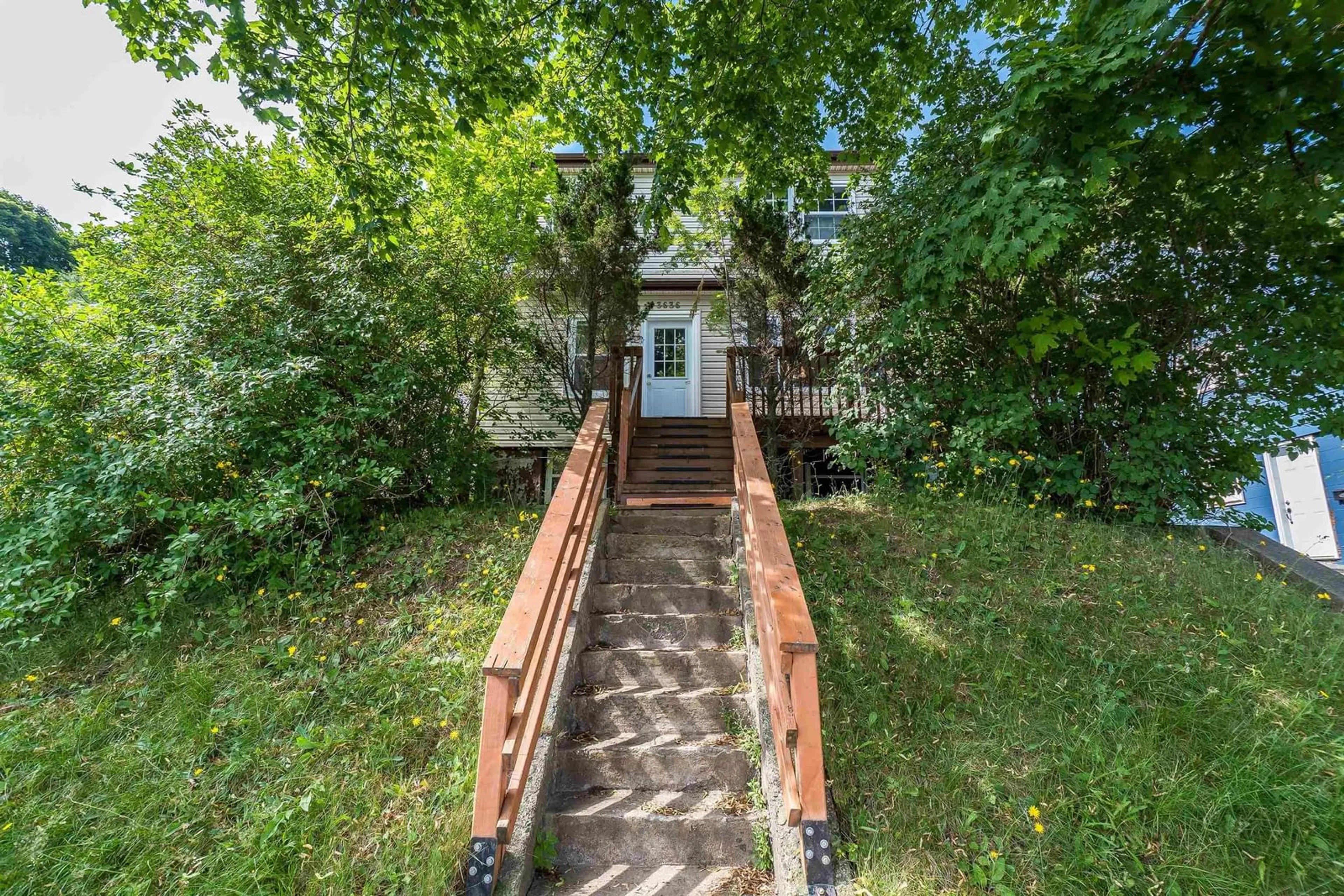 Stairs for 3636 Lynch St, Halifax Nova Scotia B3K 3L2