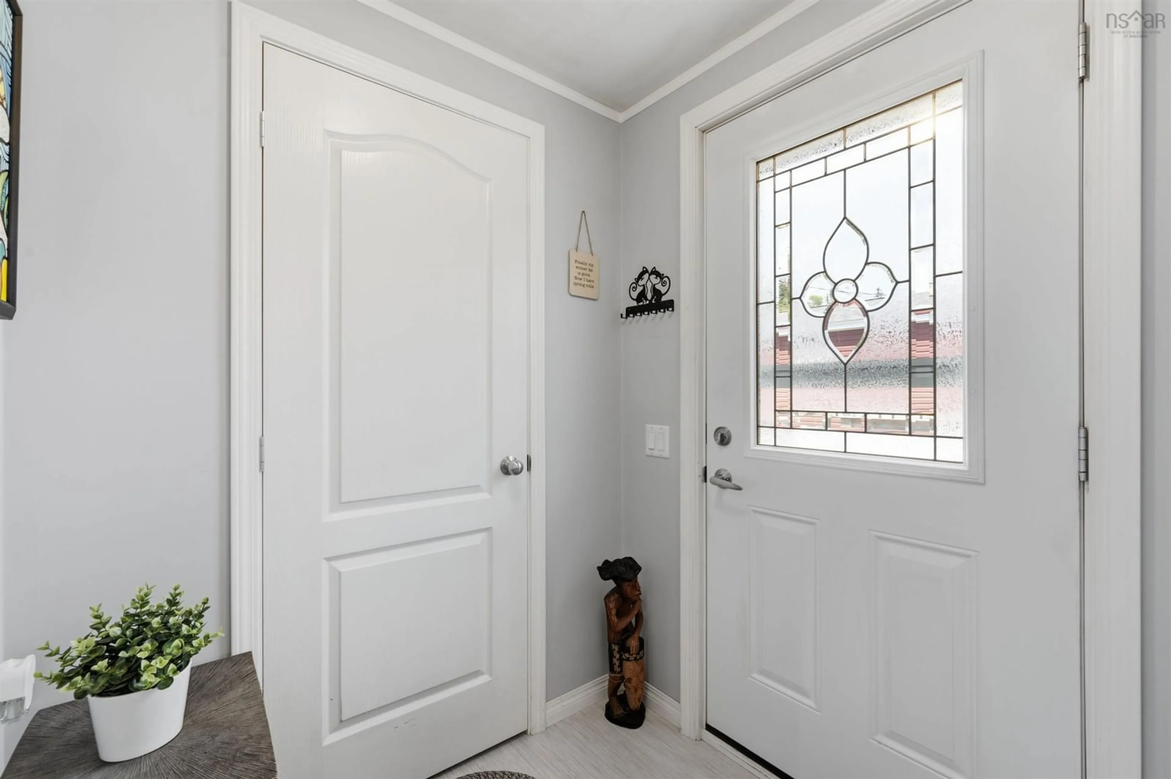 Indoor entryway for 2 Timbertrail Lane, Lucasville Nova Scotia B4B 0S4
