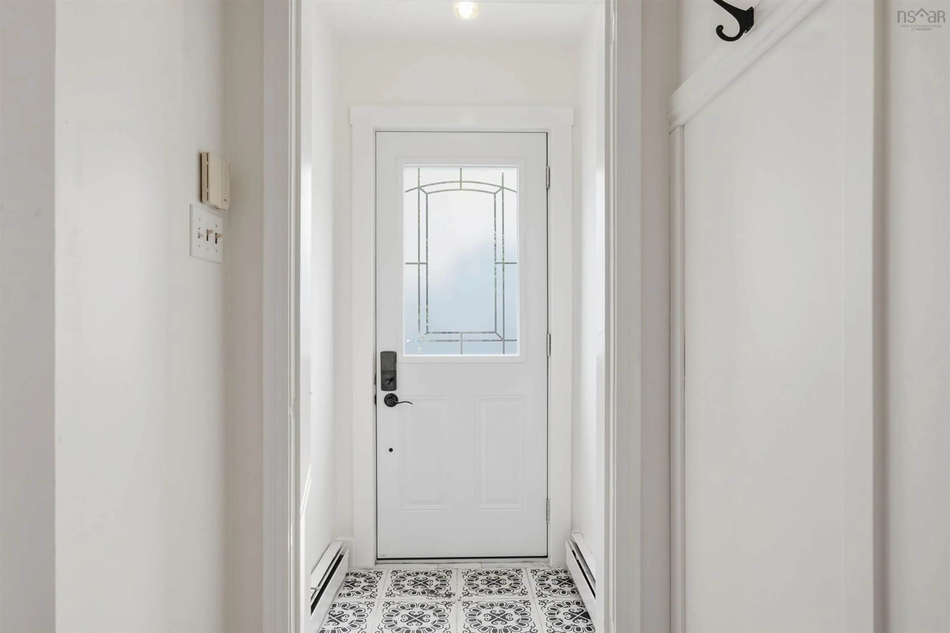 Indoor entryway for 3312 Ashburn Avenue, Halifax Nova Scotia B3L 4C2