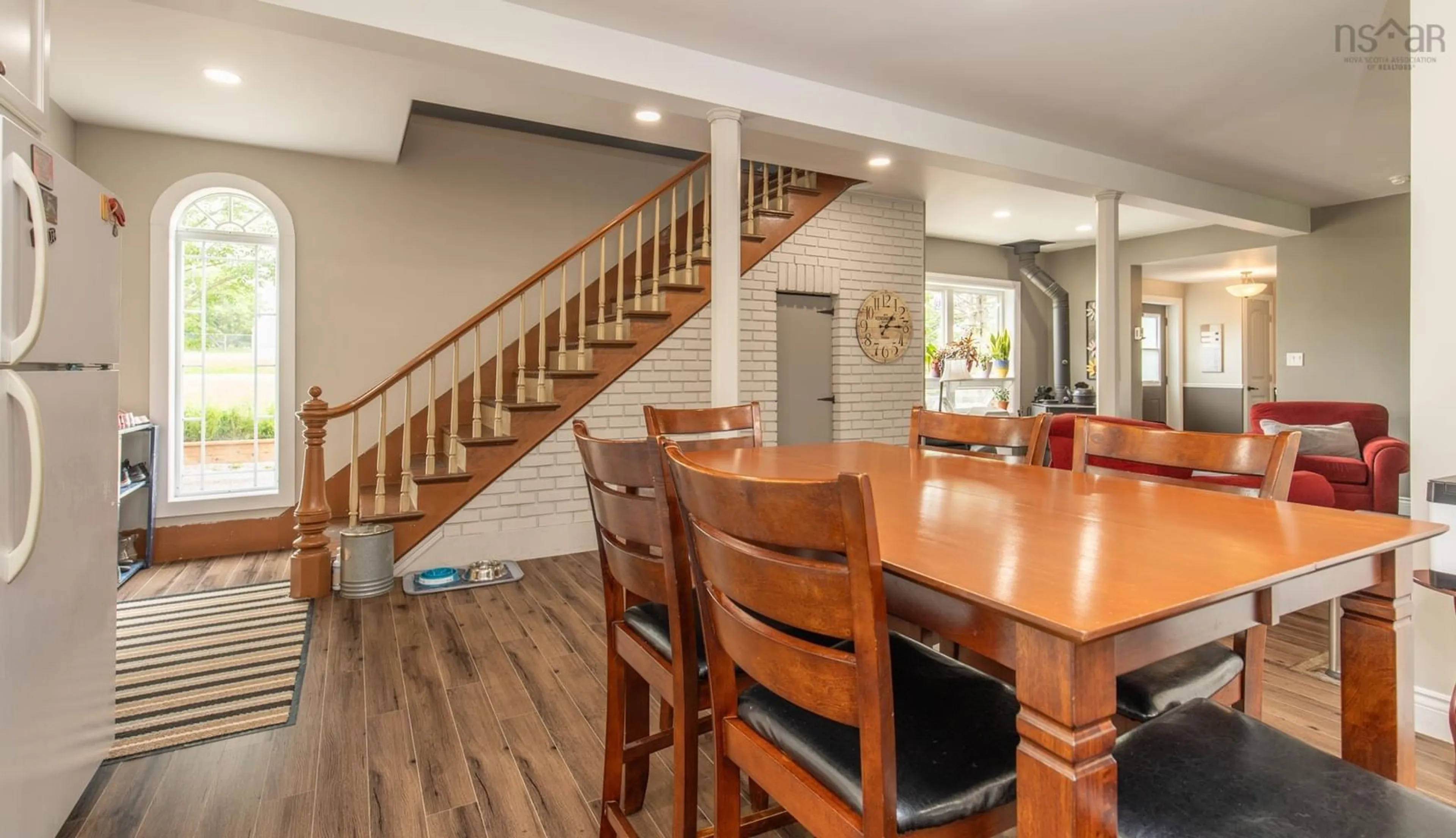 Dining room, wood/laminate floor for 223-225 Forest St, Yarmouth Nova Scotia B5A 5H4
