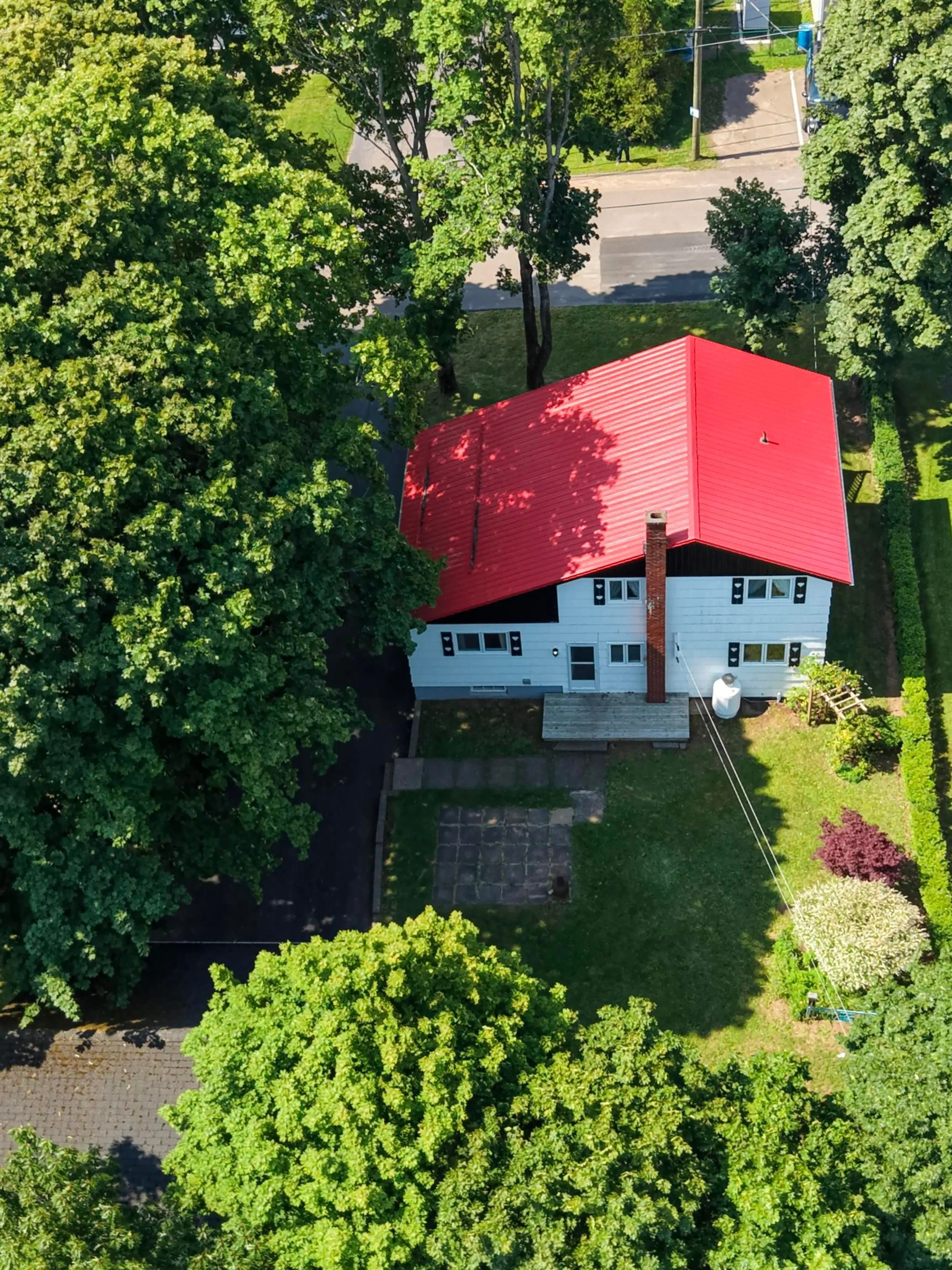 A pic from outside/outdoor area/front of a property/back of a property/a pic from drone, street for 8 Allison Ave, Amherst Nova Scotia B4H 3V4