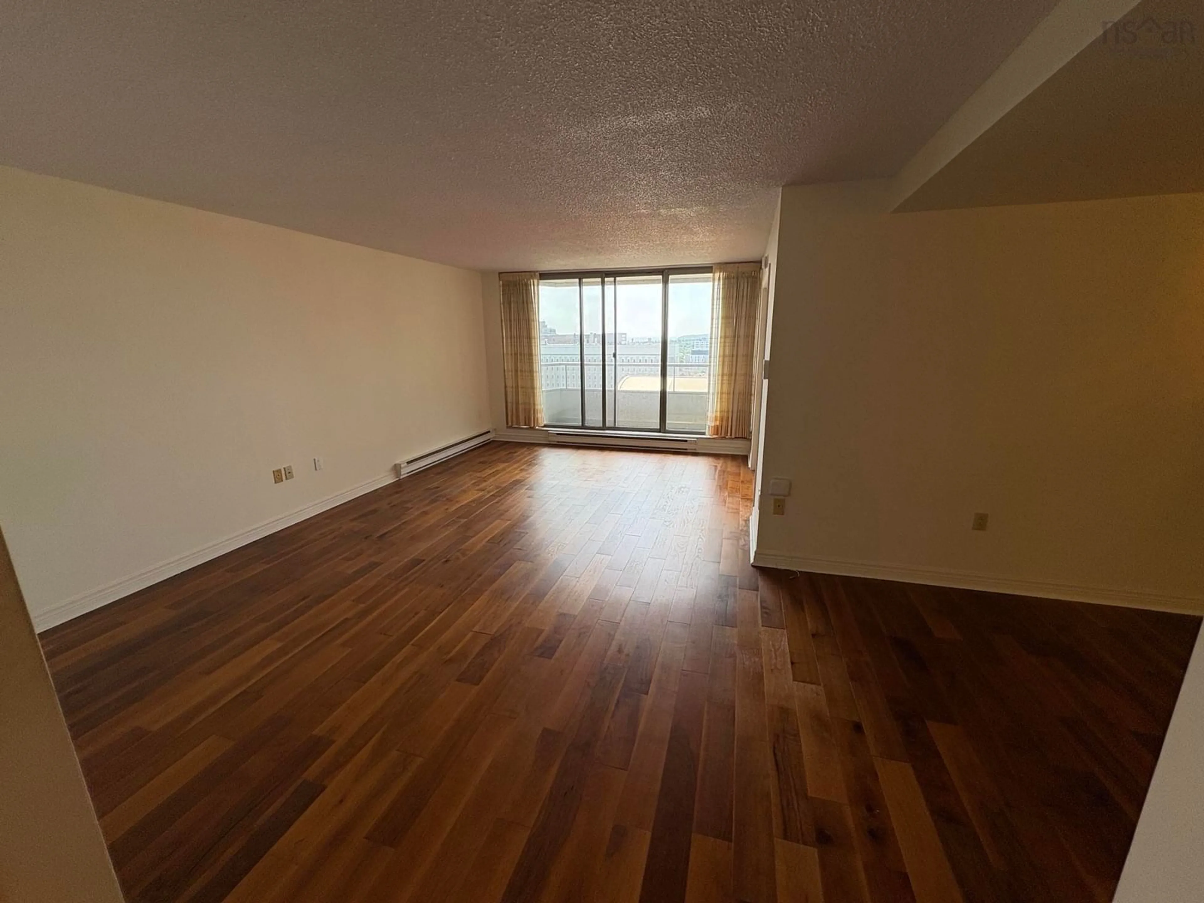 A pic of a room for 1470 Summer St, Halifax Nova Scotia B3H 3A3