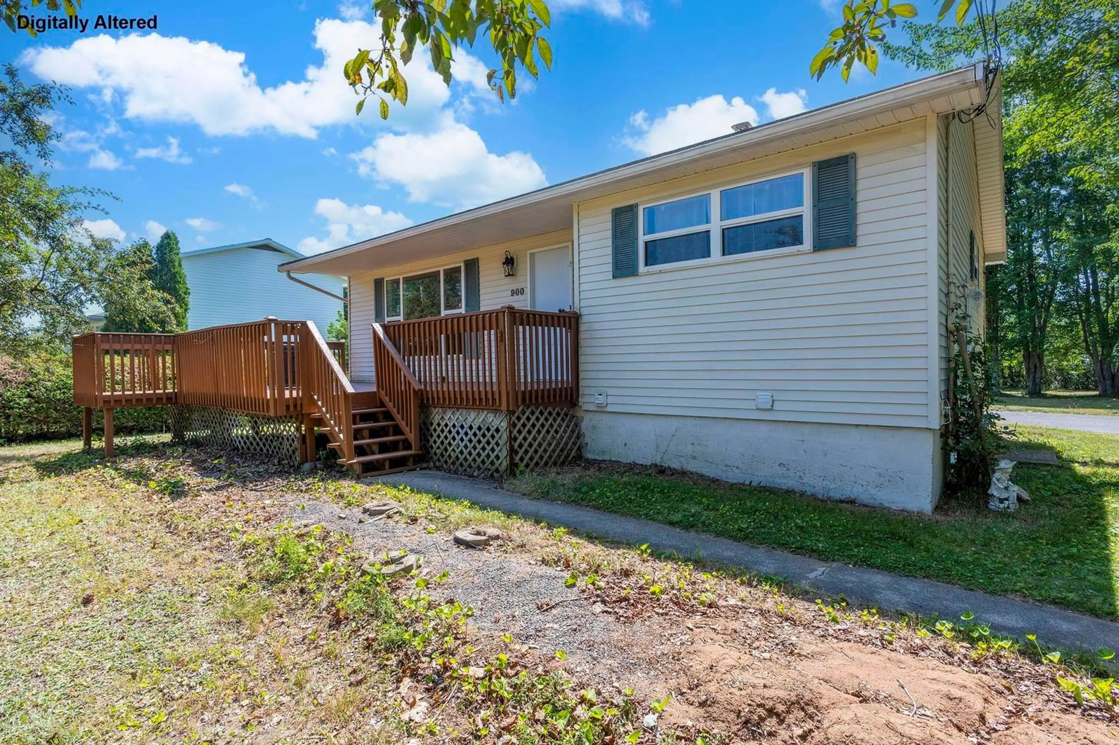 Home with vinyl exterior material, street for 900 Main St, Kingston Nova Scotia B0P 1R0