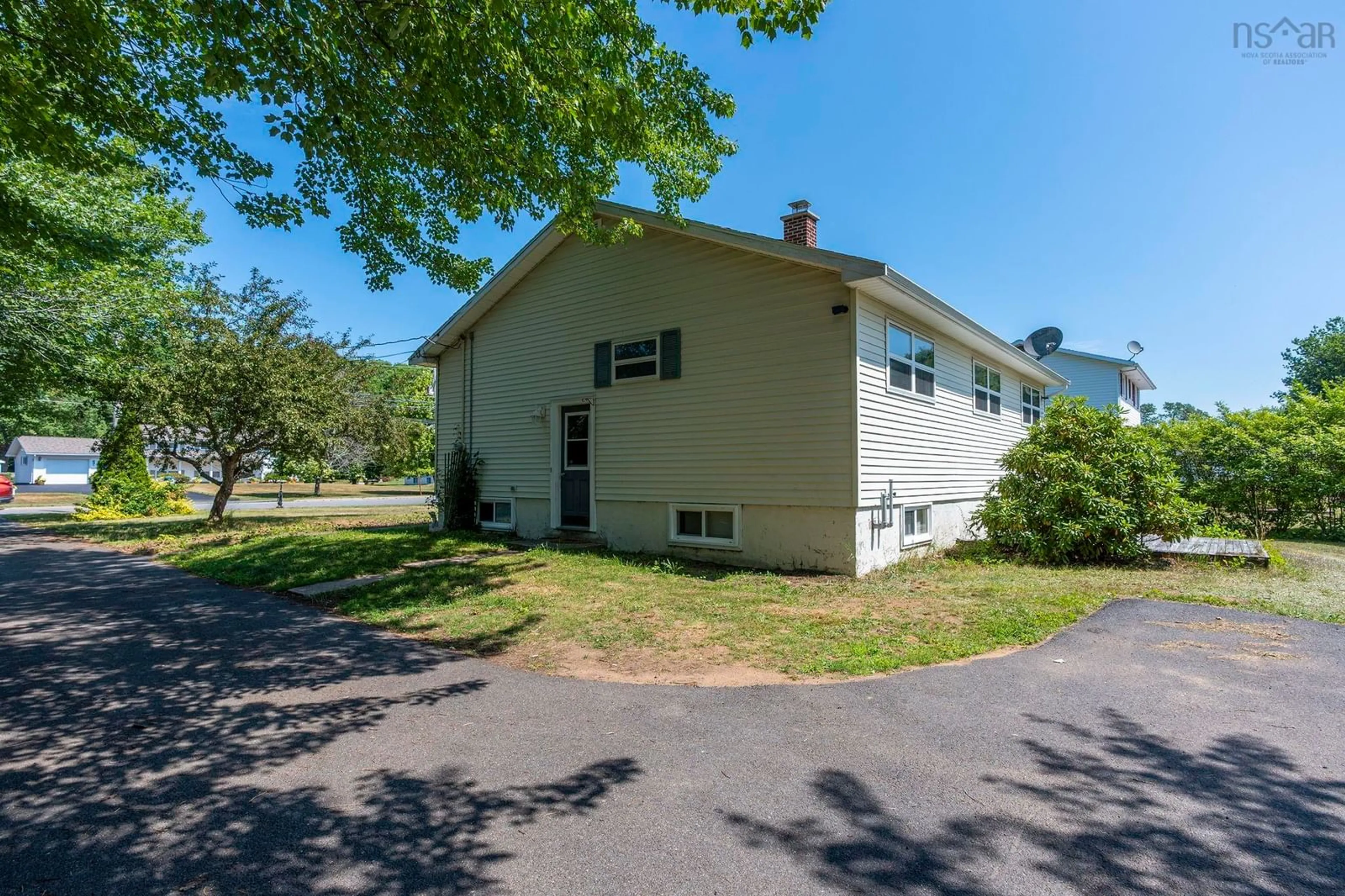 A pic from outside/outdoor area/front of a property/back of a property/a pic from drone, street for 900 Main St, Kingston Nova Scotia B0P 1R0