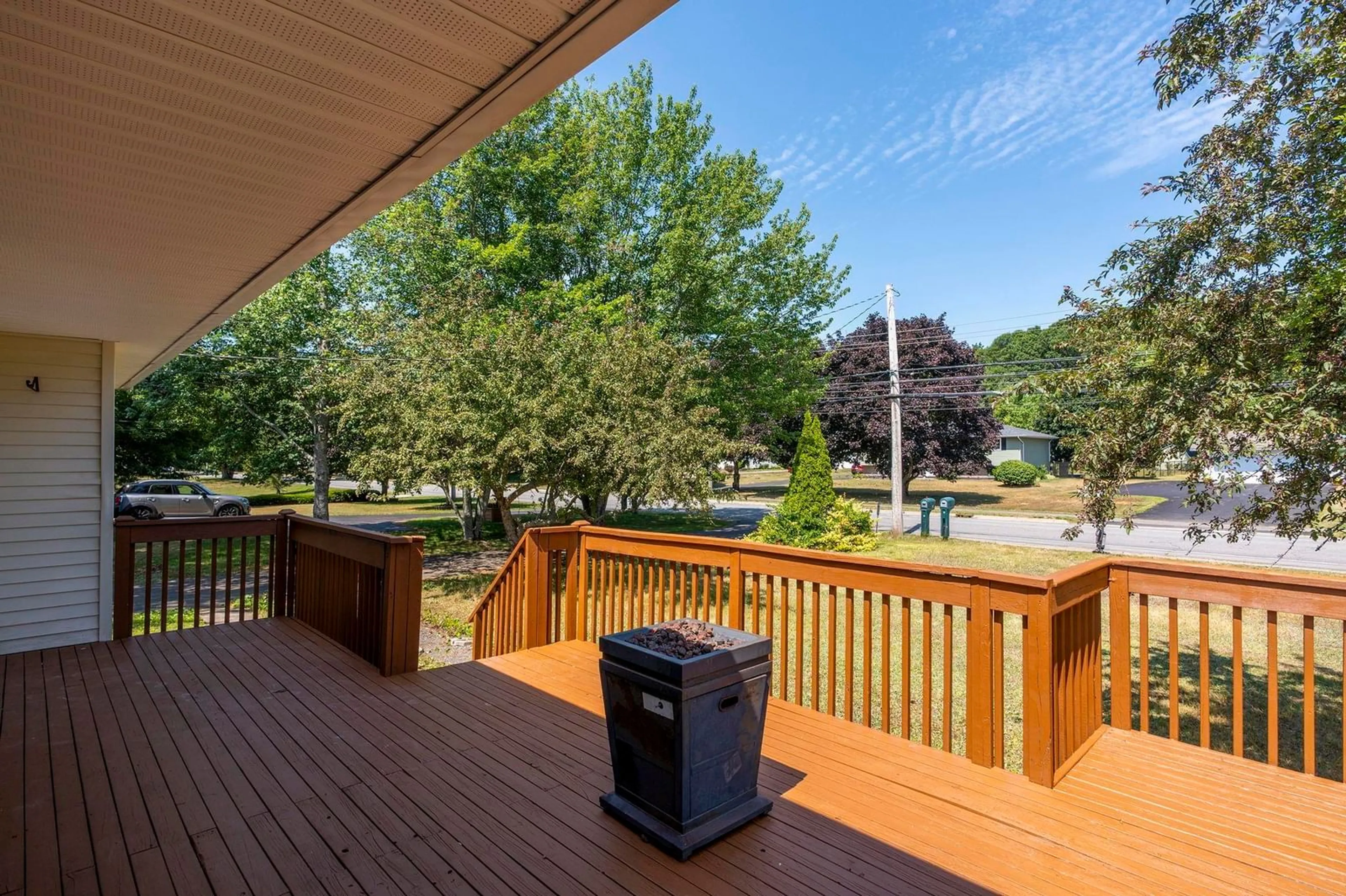 Patio, water/lake/river/ocean view for 900 Main St, Kingston Nova Scotia B0P 1R0