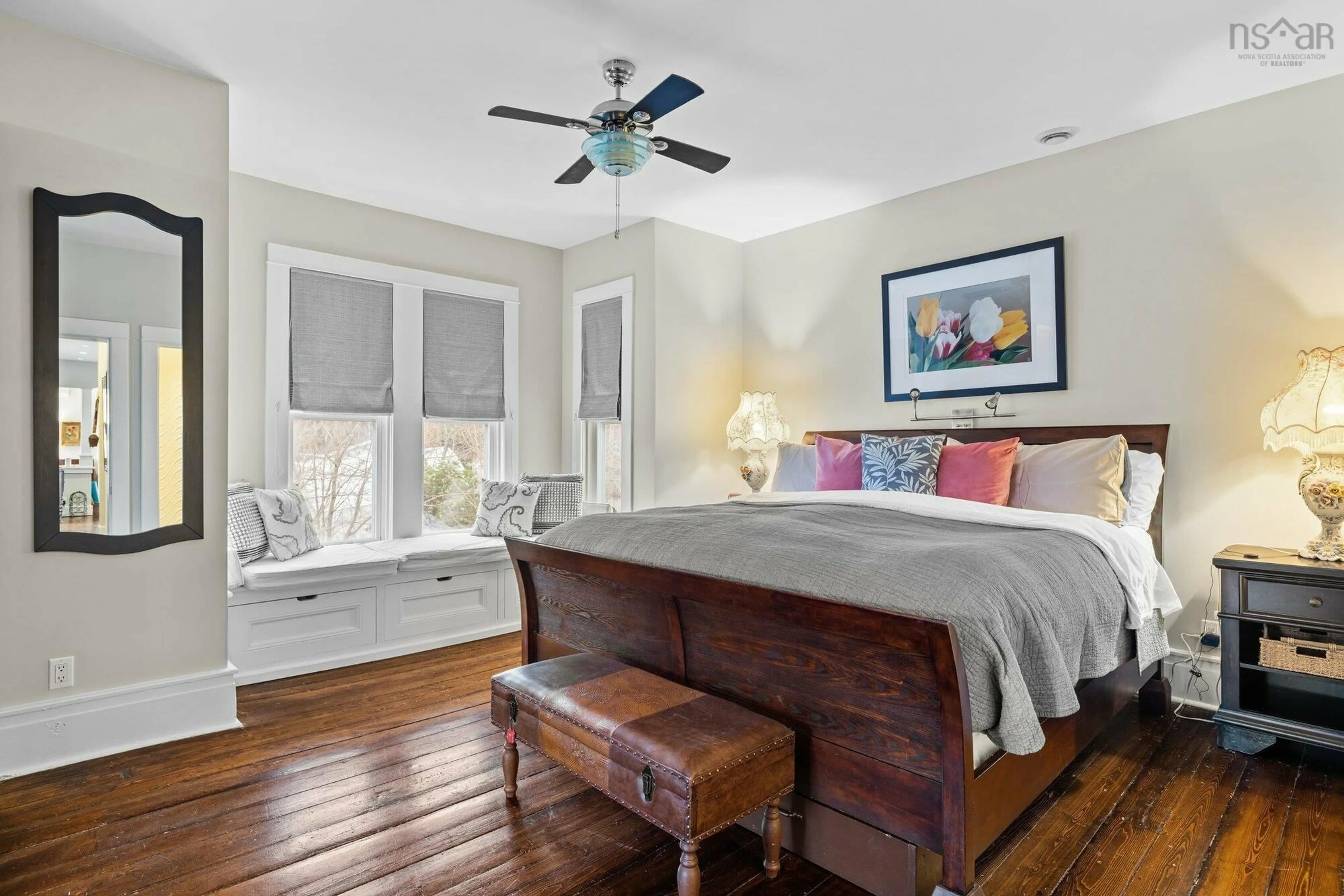 Bedroom with bed, unknown for 121 & 123 Duke St, Chester Nova Scotia B0J 1J0